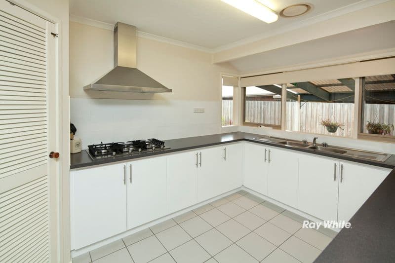 18 Monique Drive, LANGWARRIN VIC 3910, Langwarrin - Thumbnail 7