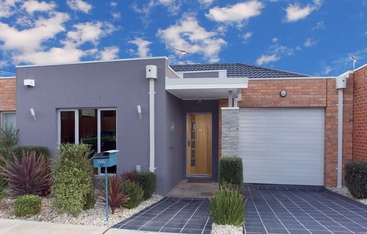 32 Cobb Street, SOUTH MORANG VIC 3752, South Morang - Image 1