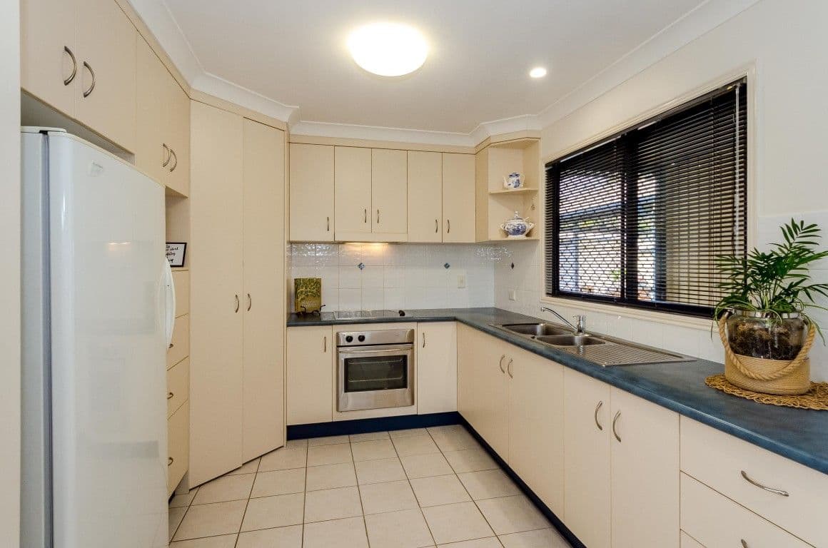 6 Wandoo Street, Kin Kora QLD 4680, Kin Kora - Thumbnail 2