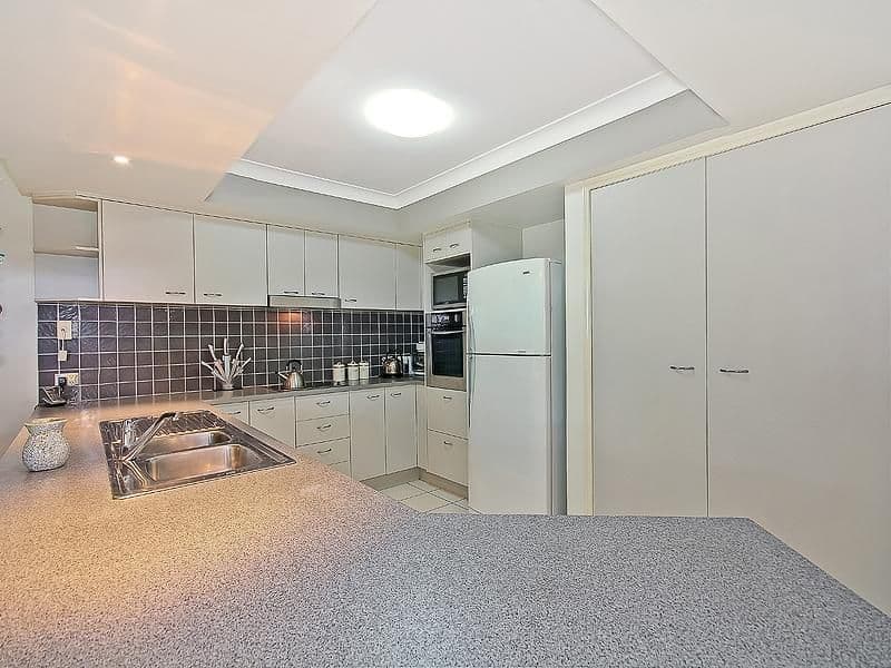 12 Saranah Place, WELLINGTON POINT QLD 4160, Wellington Point - Thumbnail 6