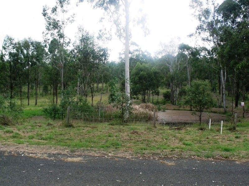 7 Locke Lane, NANANGO QLD 4615, Nanango - Image 1