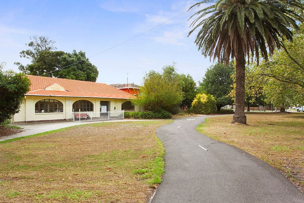 245 Grange Road, Ormond VIC 3204, Ormond - Thumbnail 5