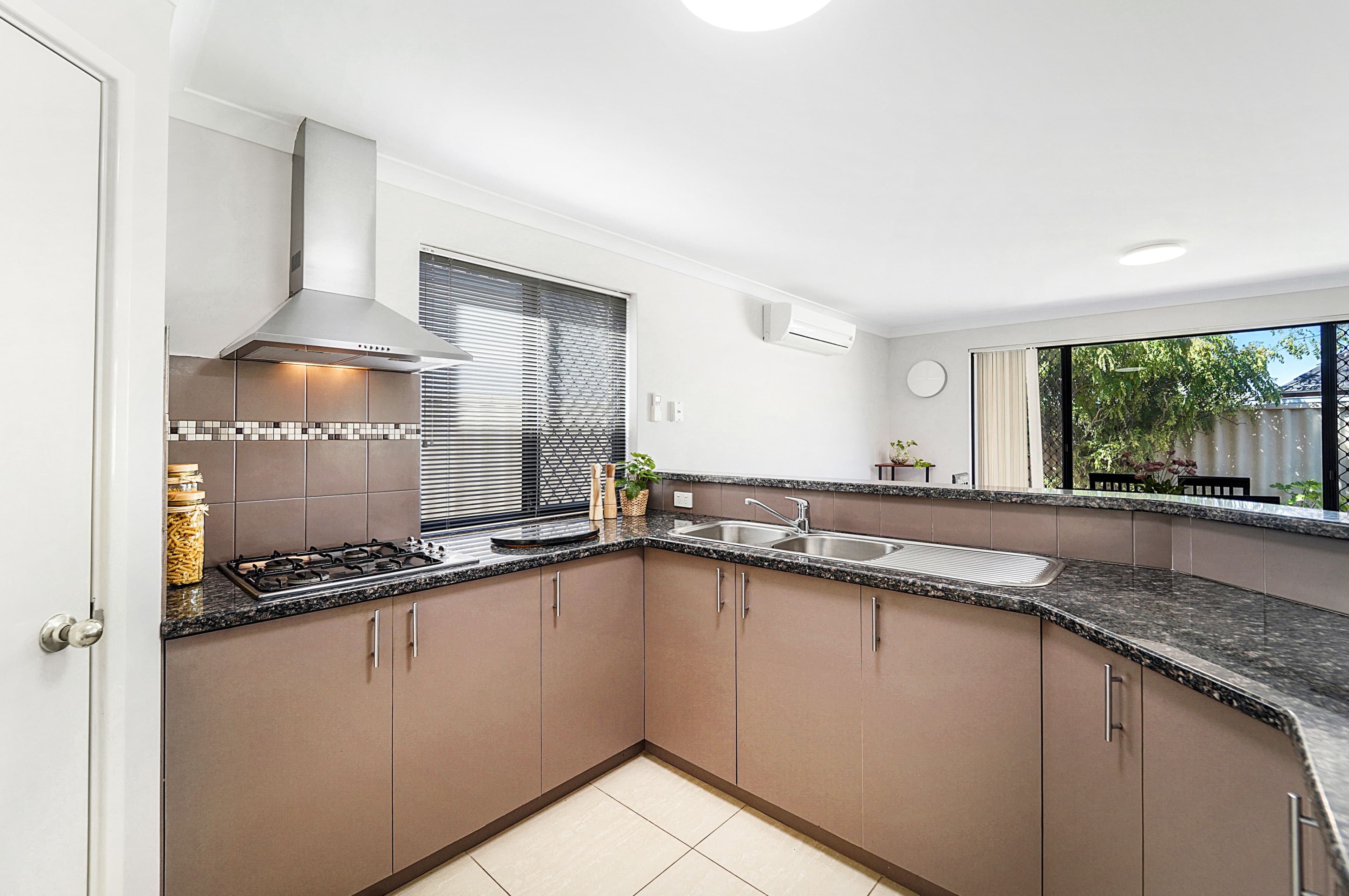 12 Novara Way, Stirling WA 6021, Stirling - Thumbnail 6