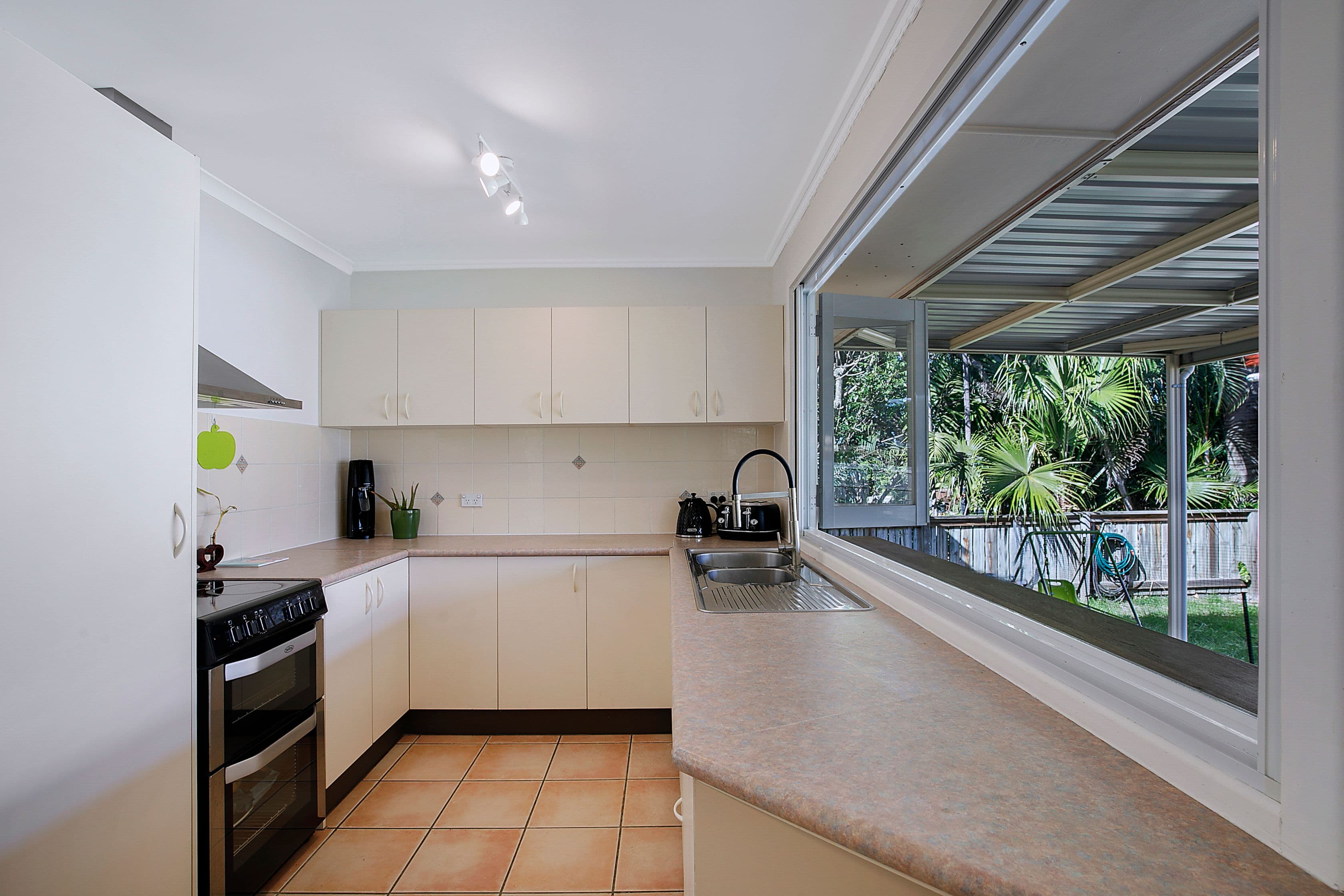 71 Macdonnell Road, Margate QLD 4019, Margate - Thumbnail 4