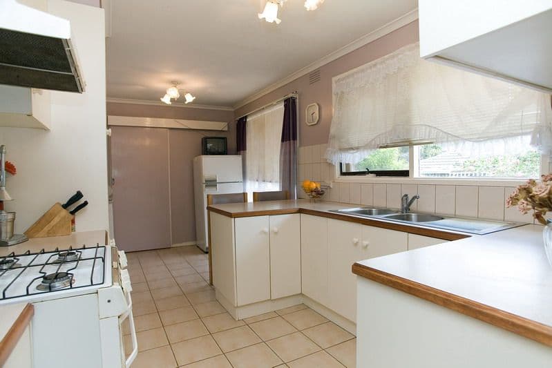 2 Hallmark Close, MILL PARK VIC 3082, Mill Park - Thumbnail 7