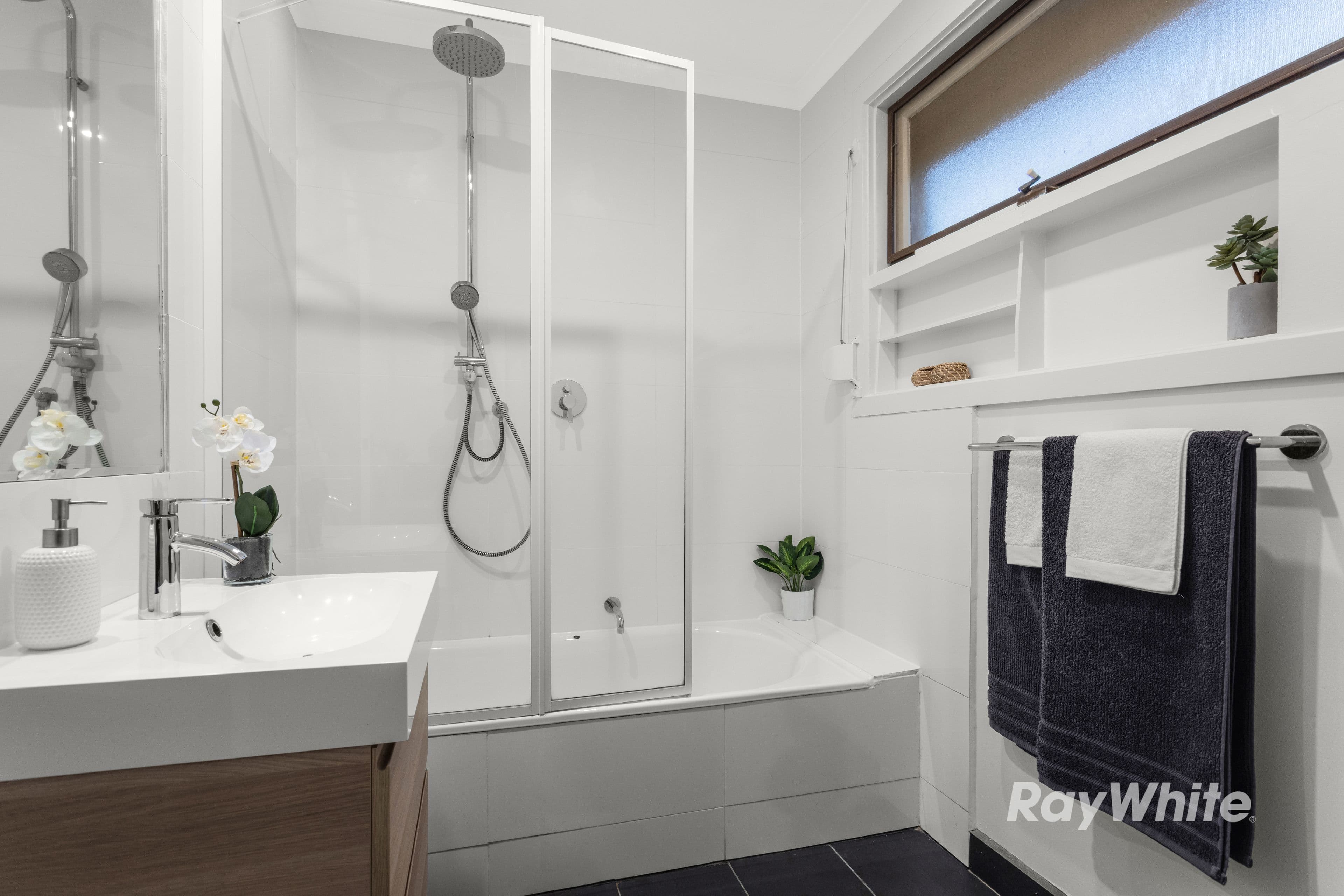 2-4 Moonya Road, Carnegie VIC 3163, Carnegie - Thumbnail 8