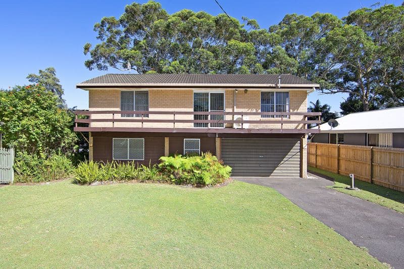 7 Lakin Street, Bateau Bay NSW 2261, Bateau Bay - Thumbnail 2