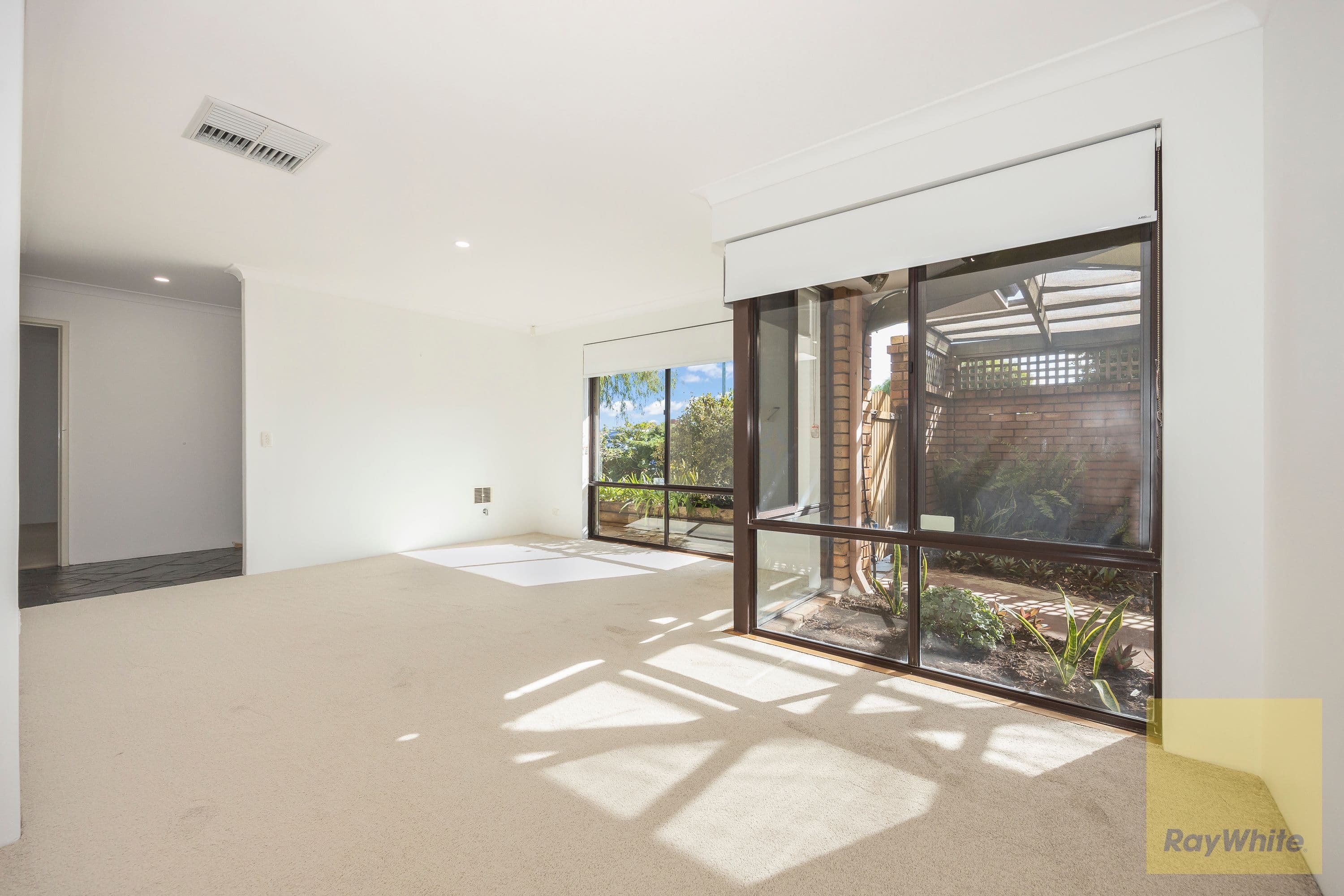 20 Dawson Avenue, Forrestfield WA 6058, Forrestfield - Thumbnail 6