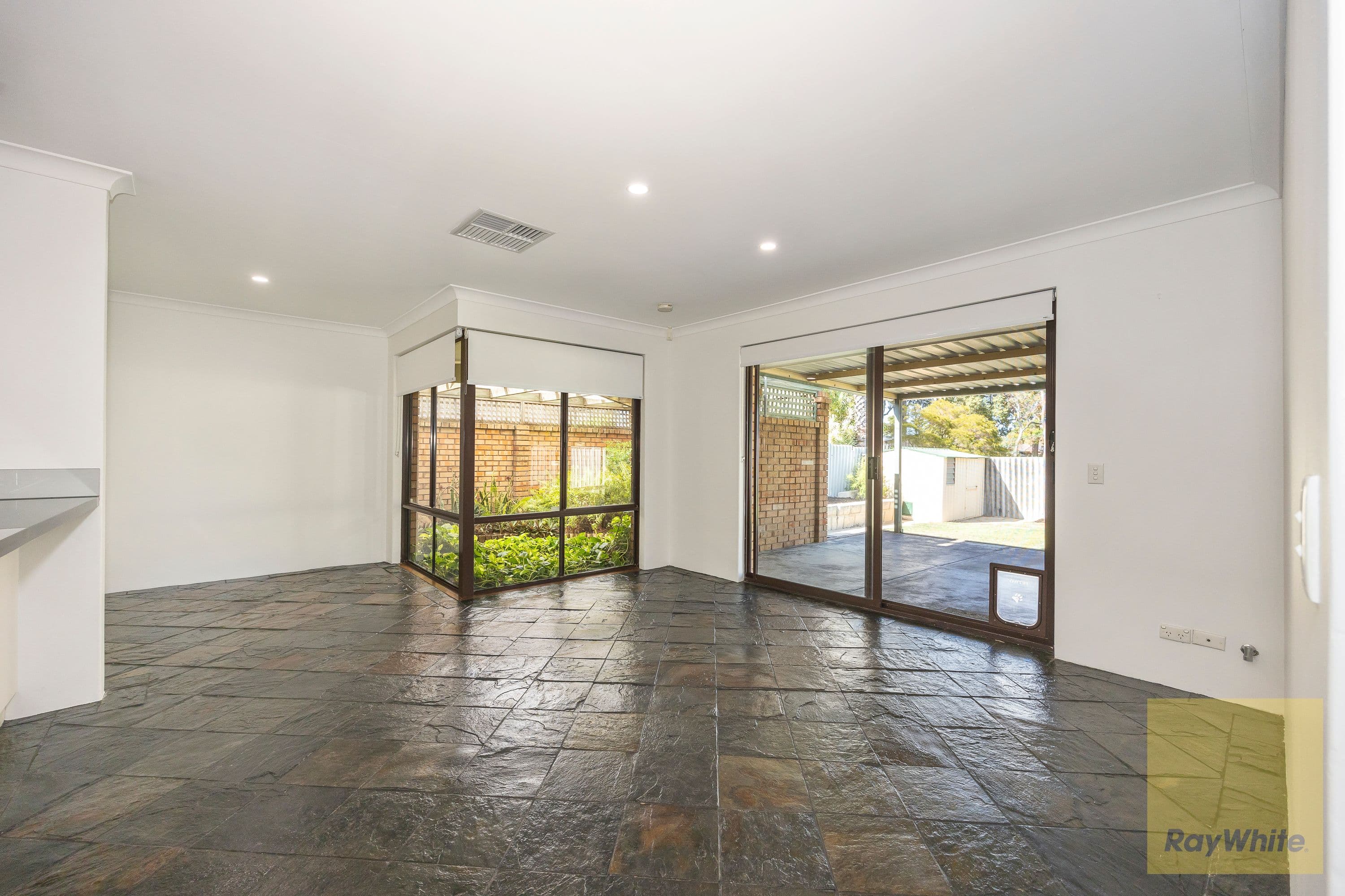 20 Dawson Avenue, Forrestfield WA 6058, Forrestfield - Thumbnail 7