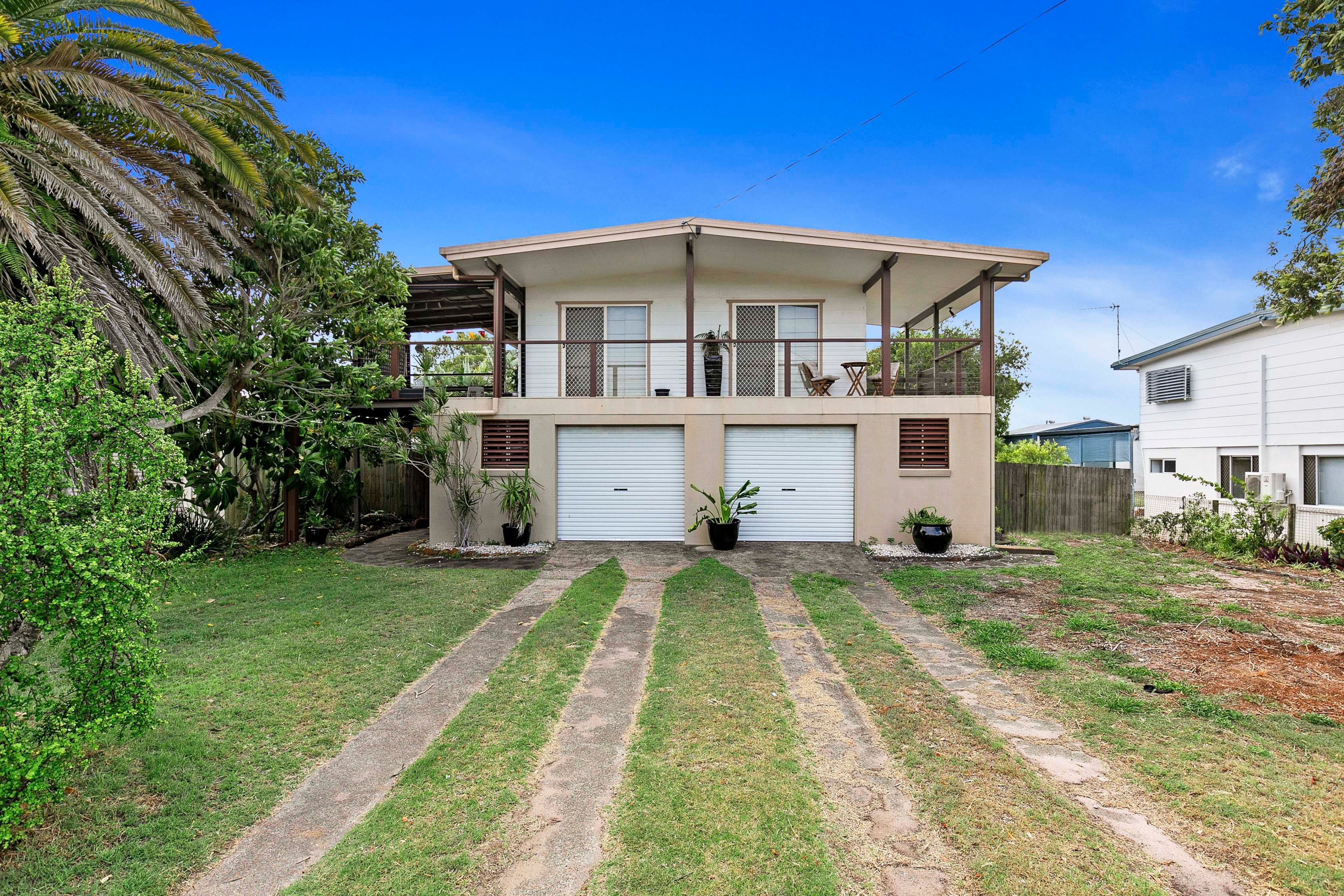 13 Gibbs Street, Urangan QLD 4655, Urangan - Thumbnail 2