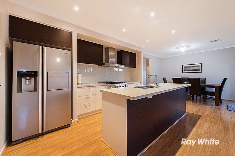 17 Thomas Street, Blackstone QLD 4304, Blackstone - Thumbnail 2