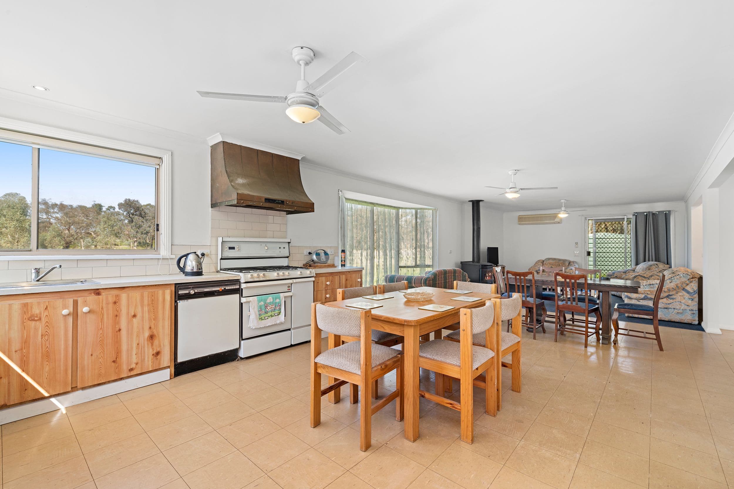 1 Old Heathcote Road, Redcastle VIC 3523, Redcastle - Thumbnail 2