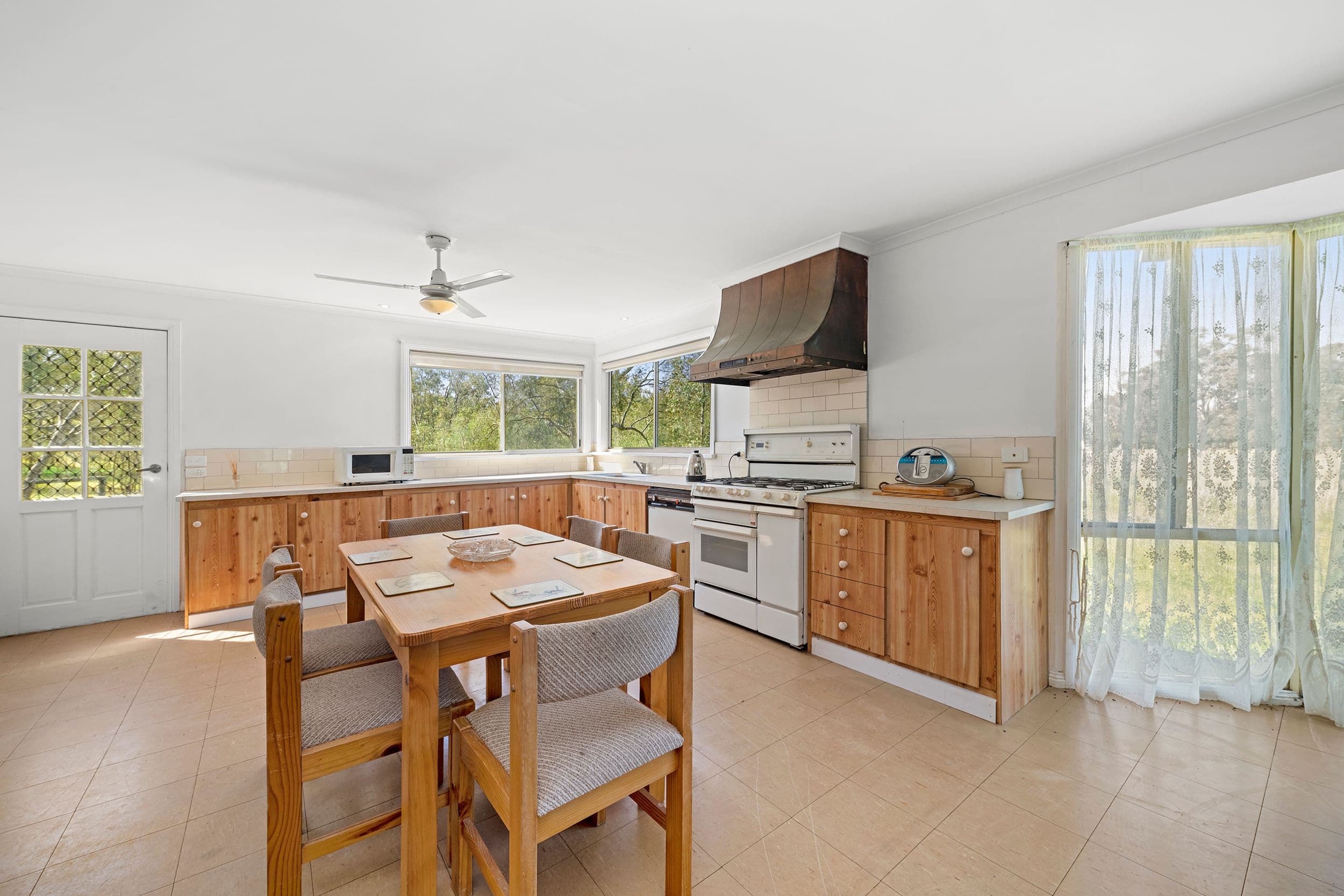 1 Old Heathcote Road, Redcastle VIC 3523, Redcastle - Thumbnail 4