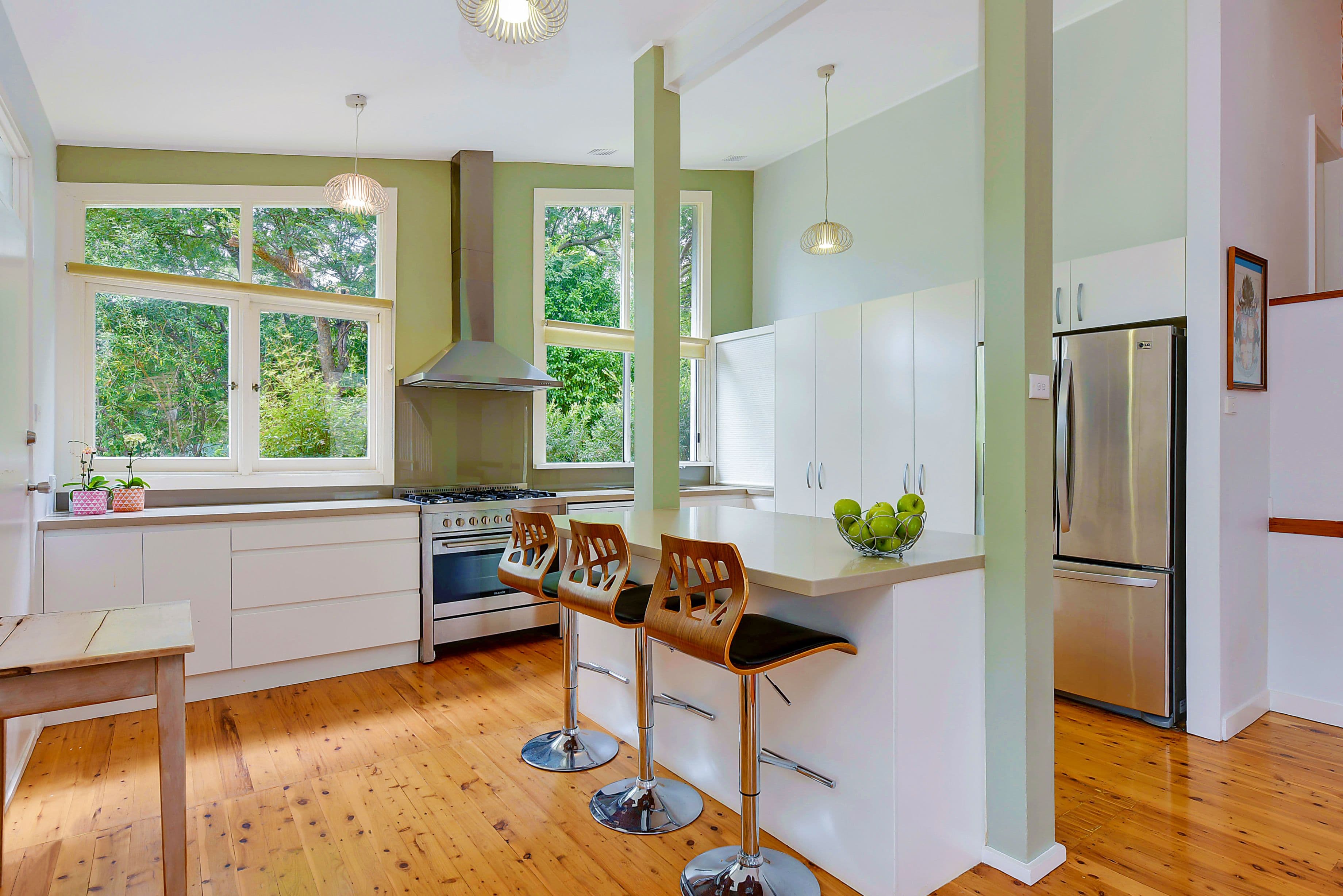 2 Gilgandra Avenue, Thornleigh - Thumbnail 2