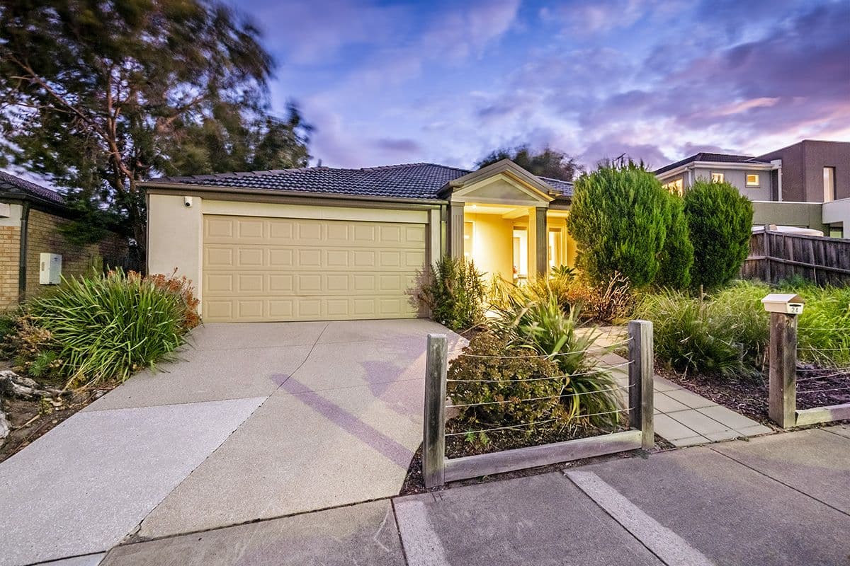 24 Carabeen Way, Lyndhurst VIC 3975, Lyndhurst - Image 1