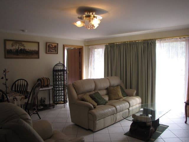 17 Queen Elizabeth Drive, BARMERA SA 5345, Barmera - Thumbnail 3