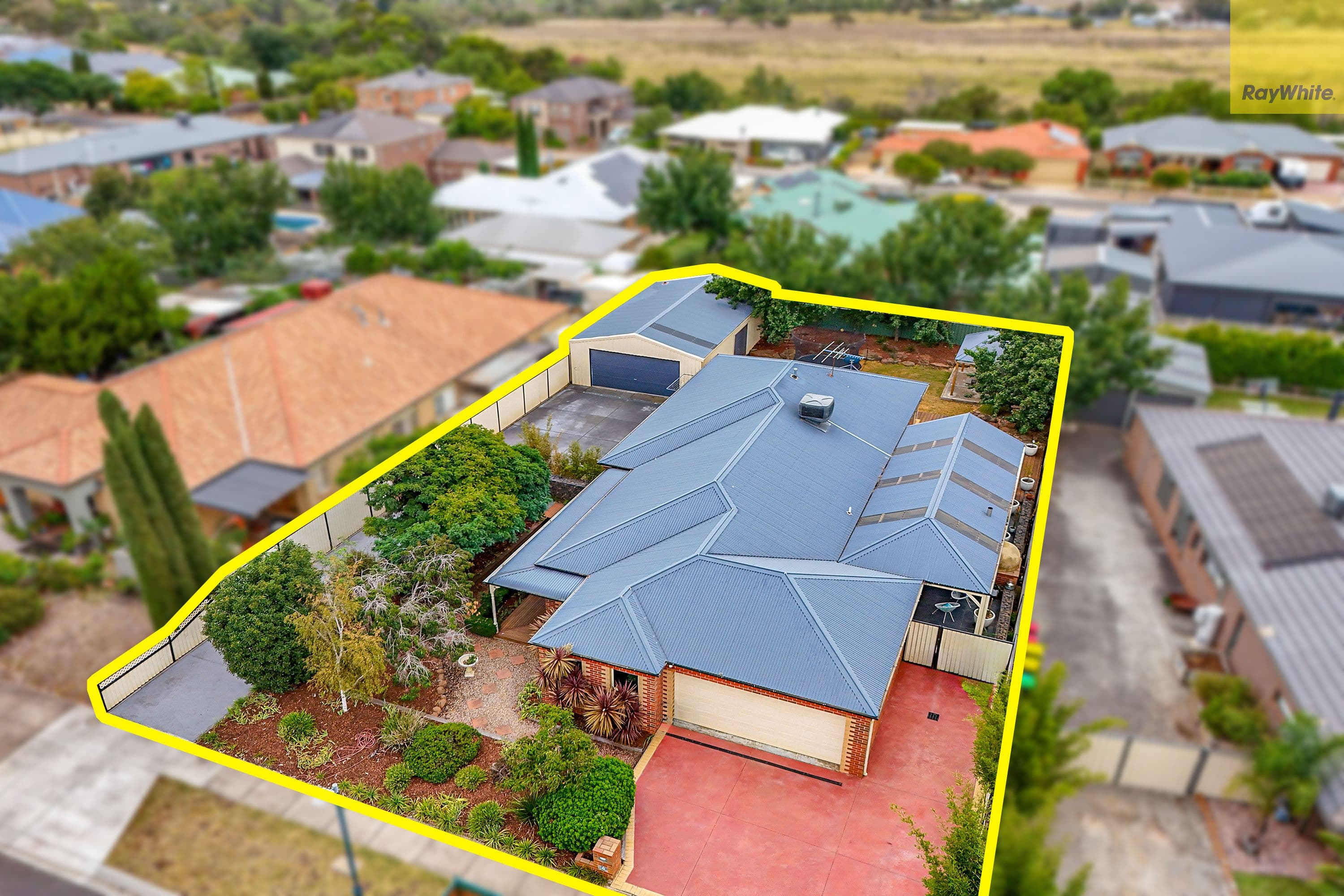 5 Suttonleigh Way, Darley VIC 3340, Darley - Image 1