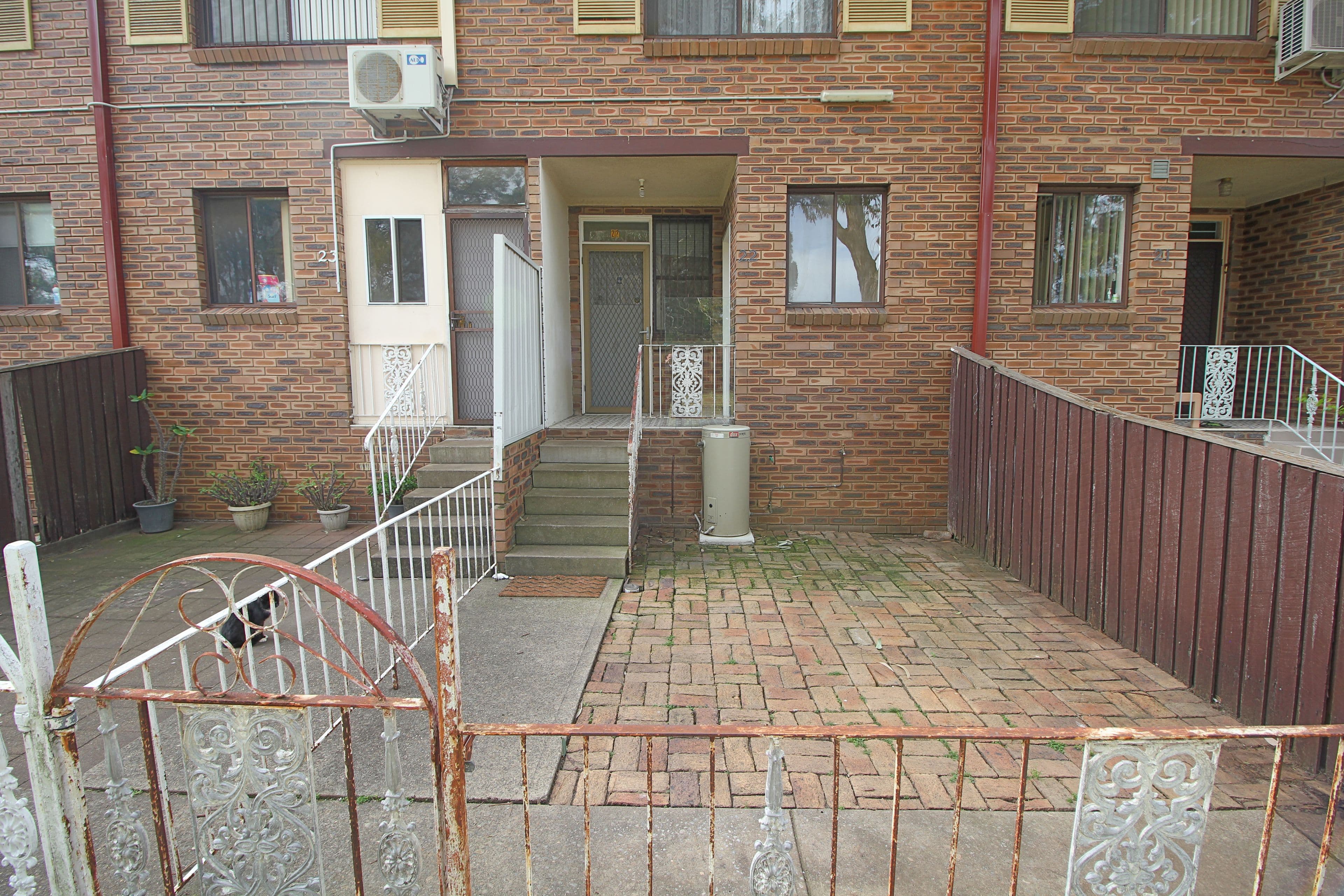 112 Longfield Street, Cabramatta NSW 2166, Cabramatta - Thumbnail 2