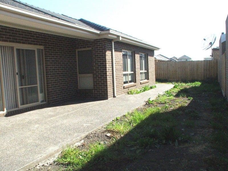 58 Farmhouse Boulevard, EPPING VIC 3076, Epping - Thumbnail 6