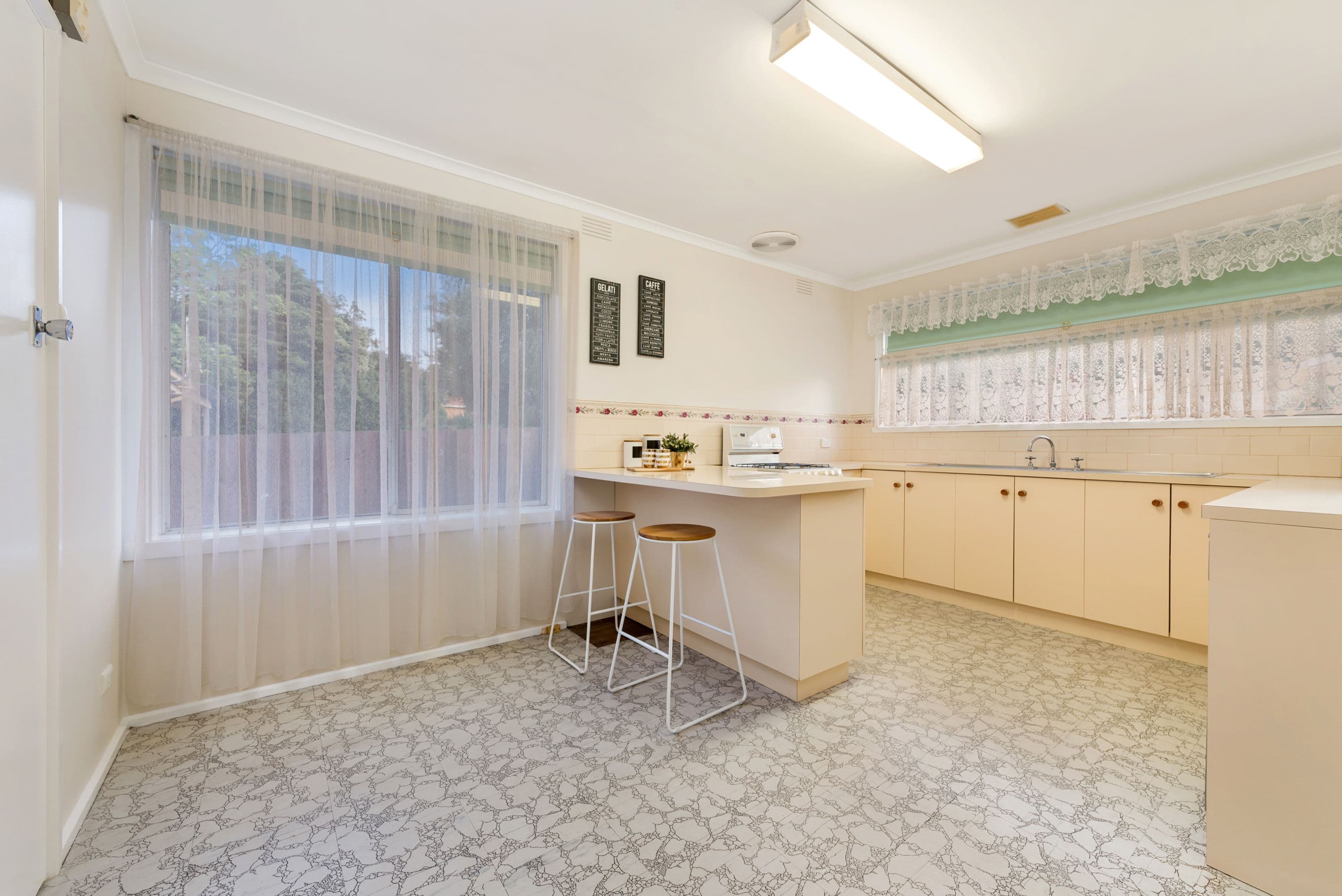 61 Linda Crescent, Ferntree Gully VIC 3156, Ferntree Gully - Thumbnail 4