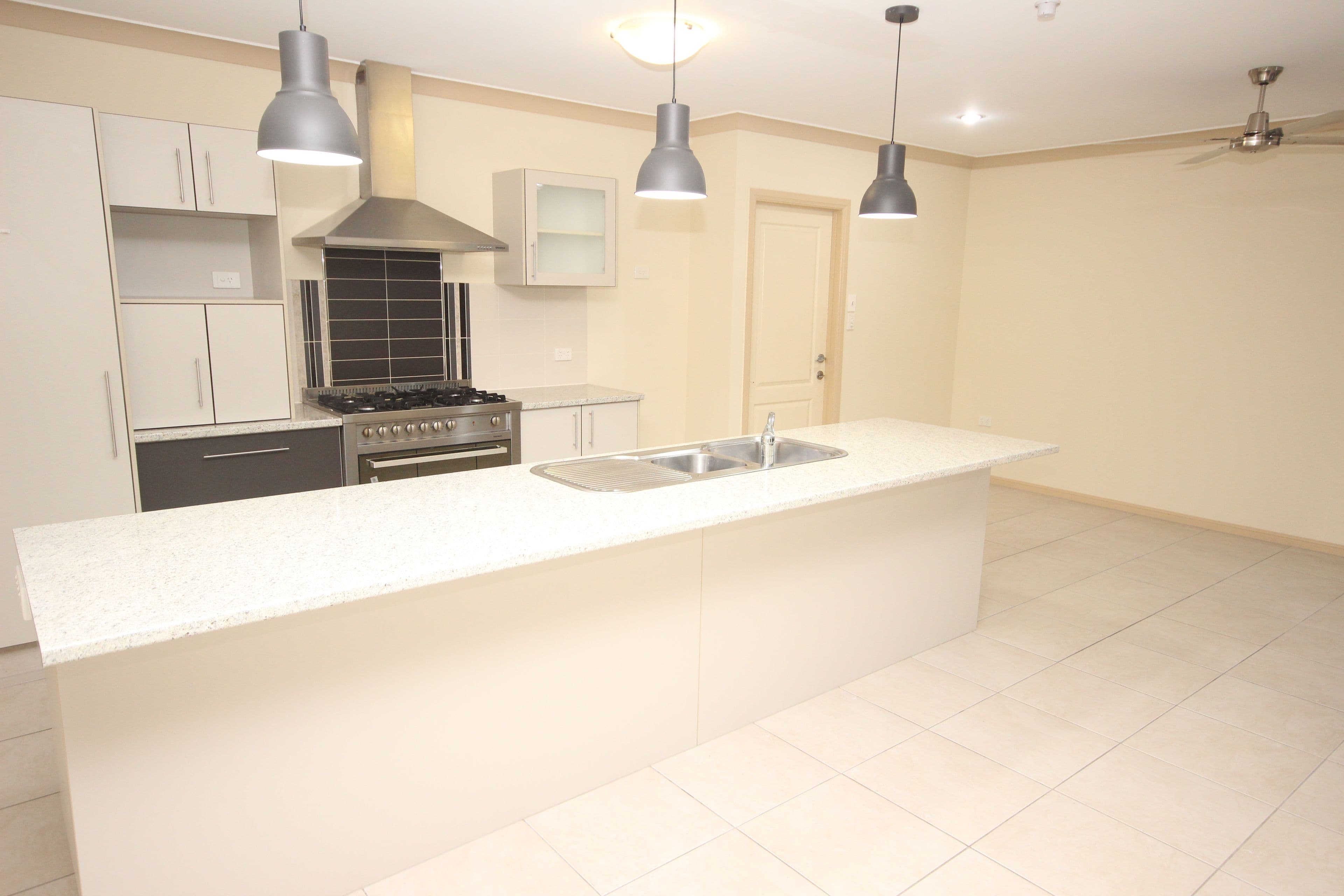 42 Leftwich Street, White Rock QLD 4868, White Rock - Thumbnail 2