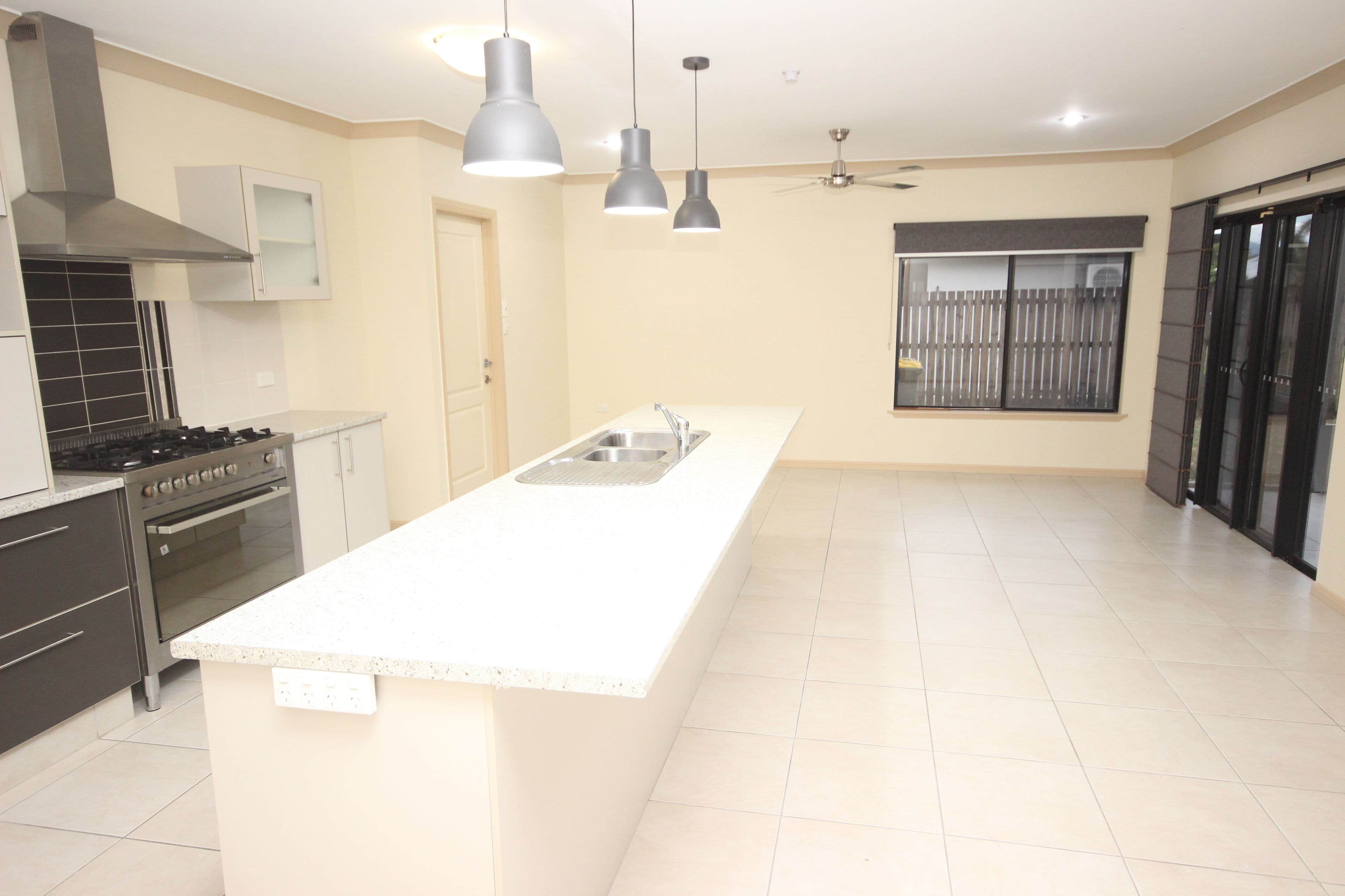42 Leftwich Street, White Rock QLD 4868, White Rock - Thumbnail 3