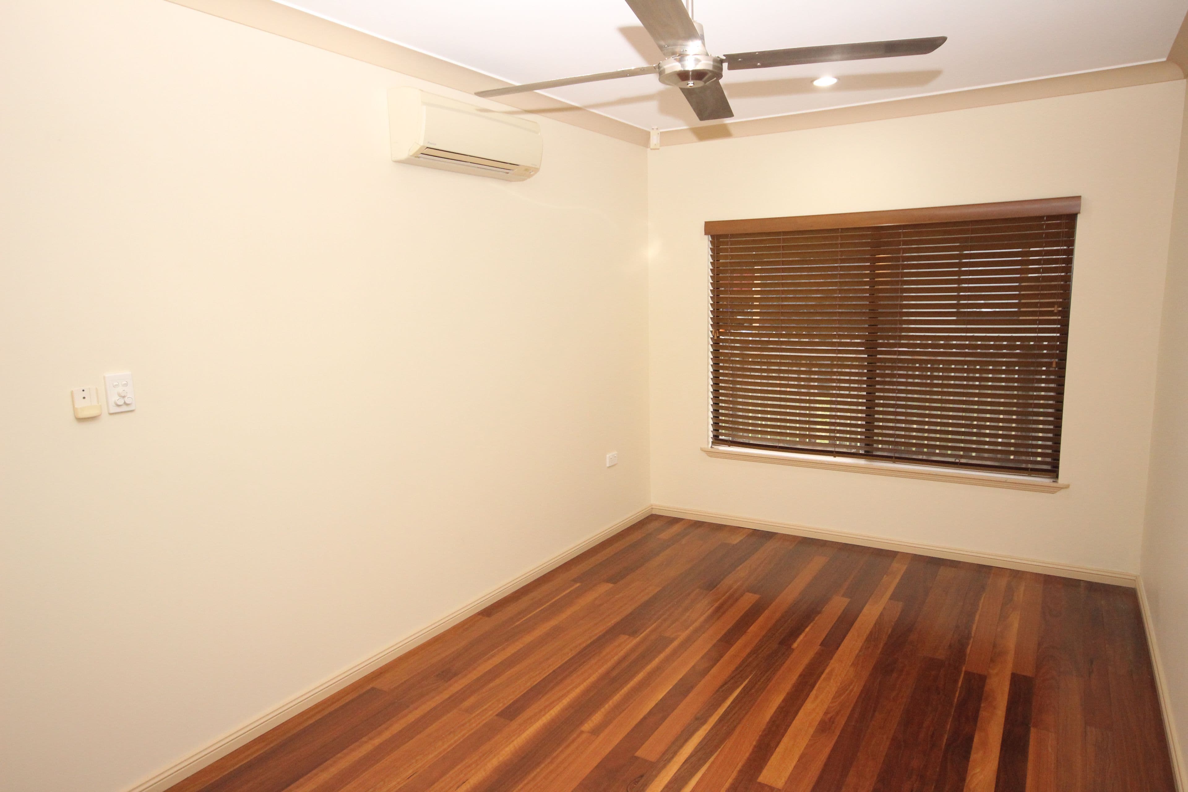 42 Leftwich Street, White Rock QLD 4868, White Rock - Thumbnail 4