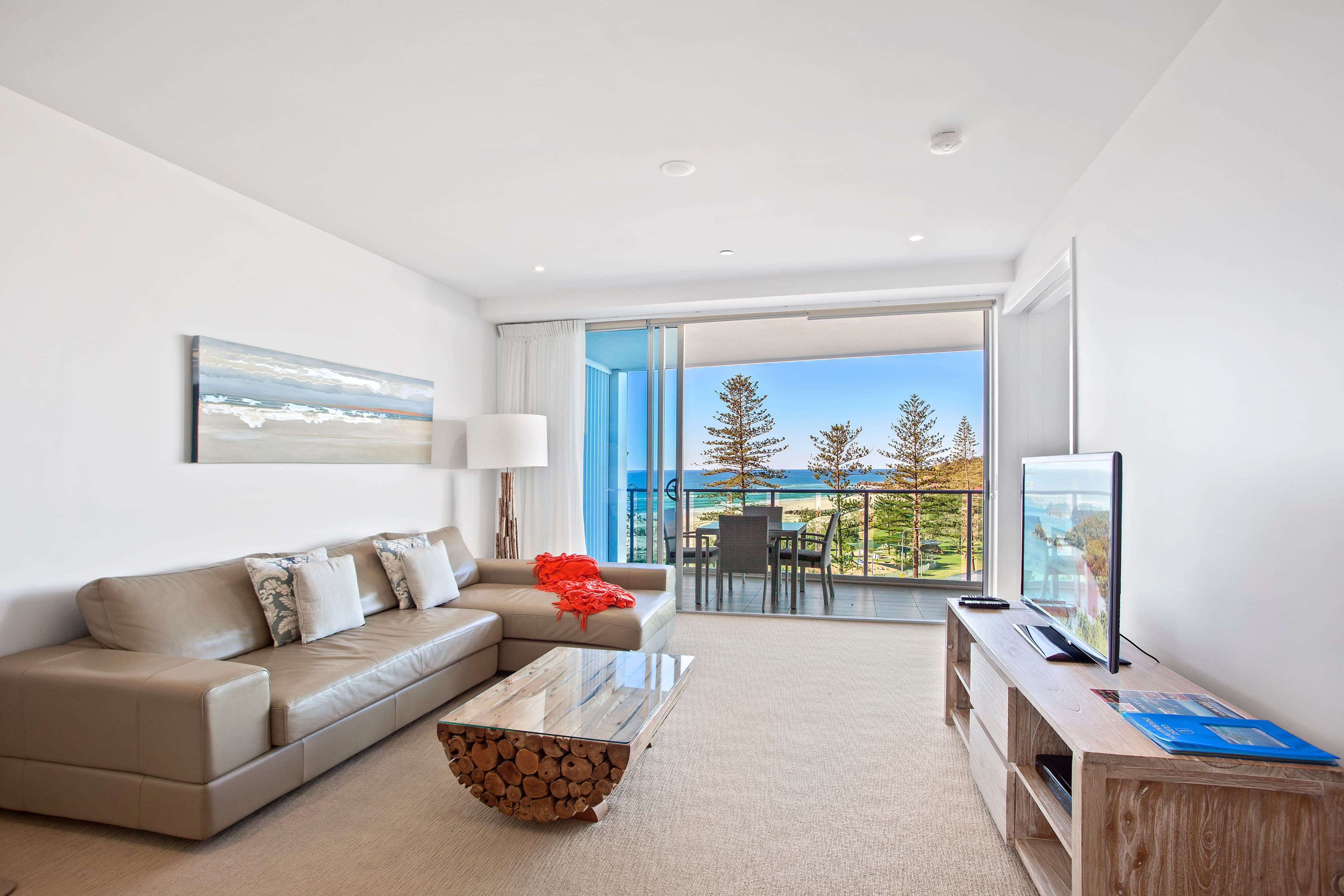 1 Douglas Street 'Nirvana', Kirra QLD 4225, Kirra - Thumbnail 3