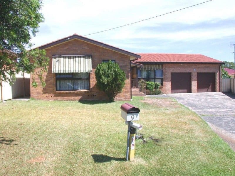 9 Esther Close, GOROKAN NSW 2263, Gorokan - Image 1