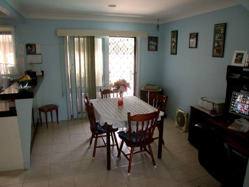 9 Esther Close, GOROKAN NSW 2263, Gorokan - Thumbnail 4
