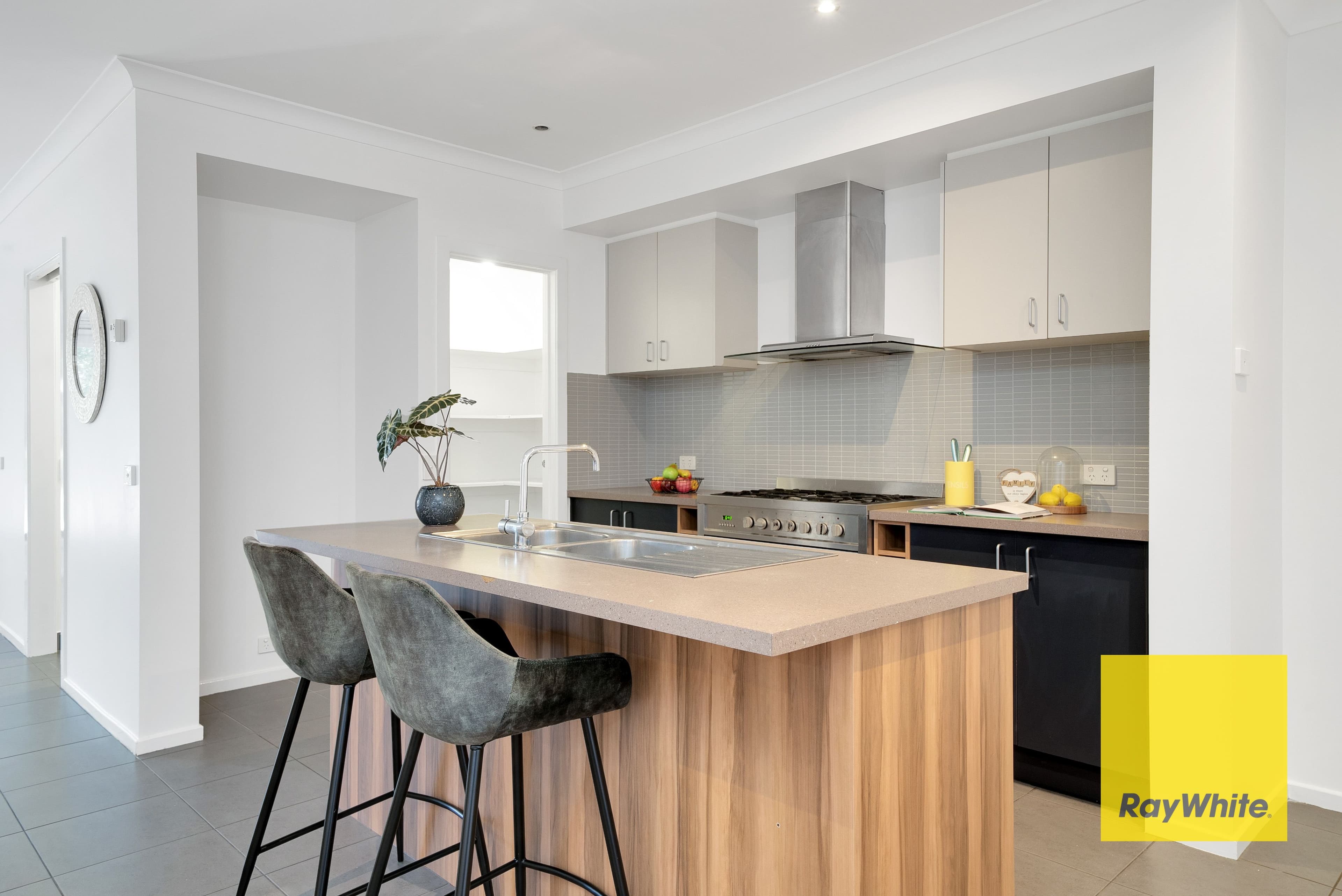 62 Fairview Parade, Tarneit VIC 3029, Tarneit - Thumbnail 5