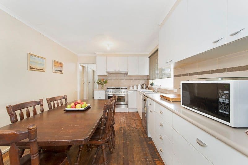 49 Farnham Road, Bayswater VIC 3153, Bayswater - Thumbnail 3