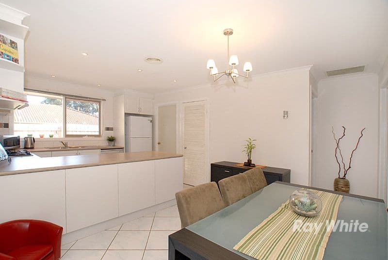 54 Fleetwood Drive, NARRE WARREN VIC 3805, Narre Warren - Thumbnail 3