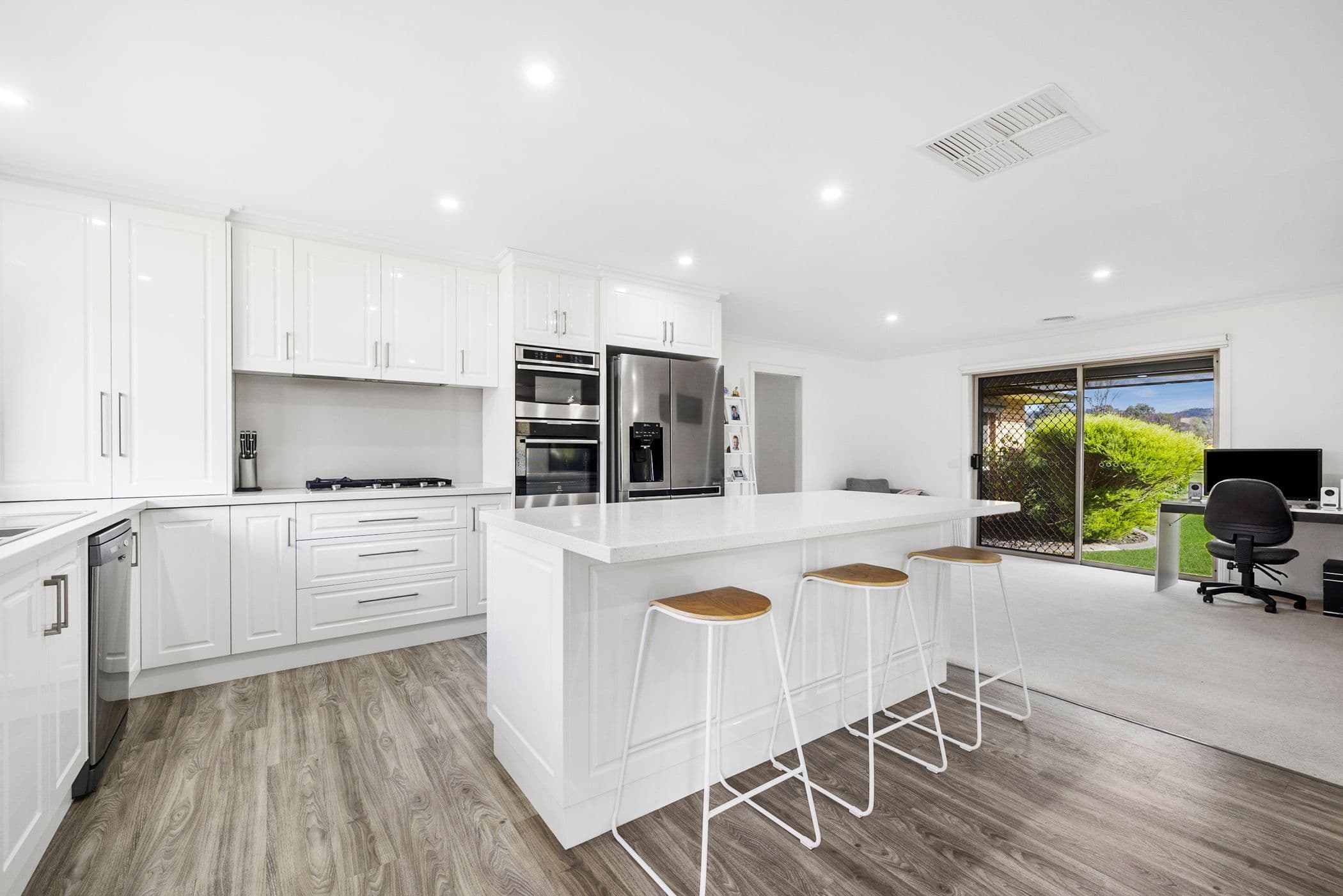 14 Redgum Drive, Ararat VIC 3377, Ararat - Thumbnail 6
