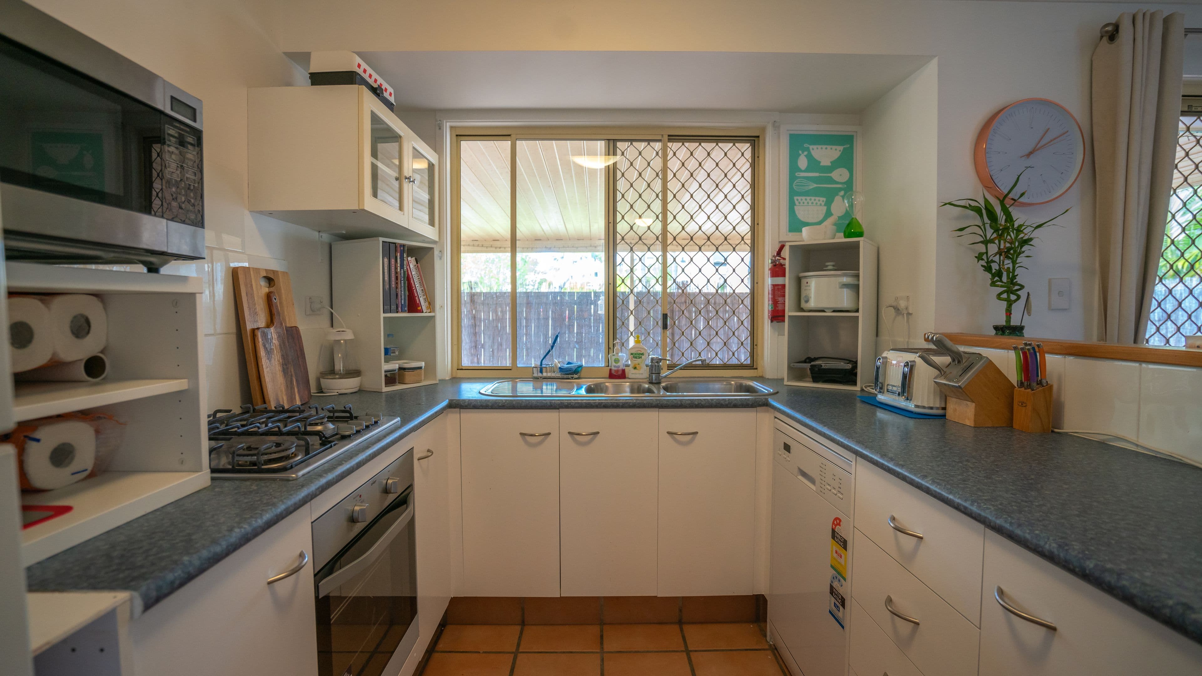 15 Monet Street, Coombabah QLD 4216, Coombabah - Thumbnail 5