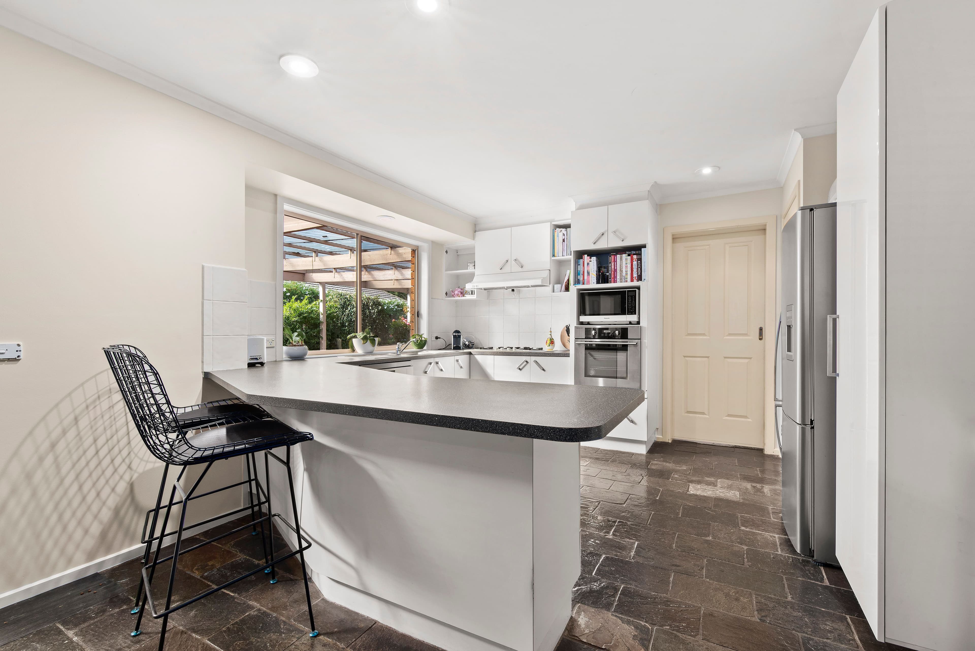 8 Jackie Close, Rowville VIC 3178, Rowville - Thumbnail 4