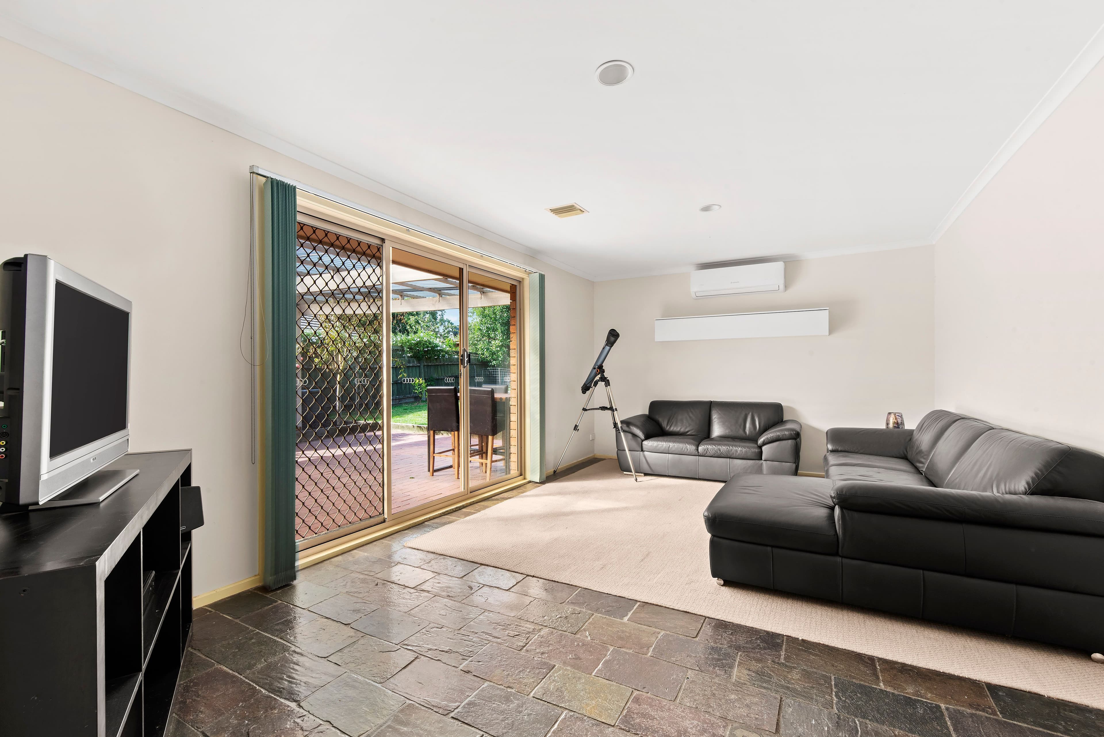 8 Jackie Close, Rowville VIC 3178, Rowville - Thumbnail 6