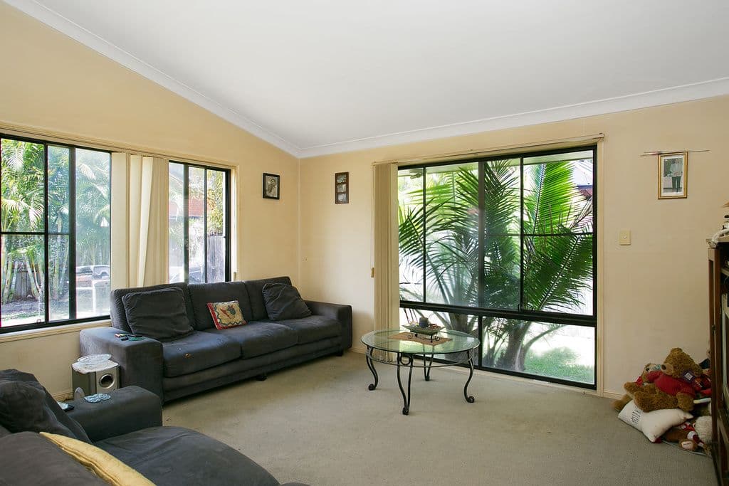 48 Serafina Drive, Helensvale QLD 4212, Helensvale - Thumbnail 3