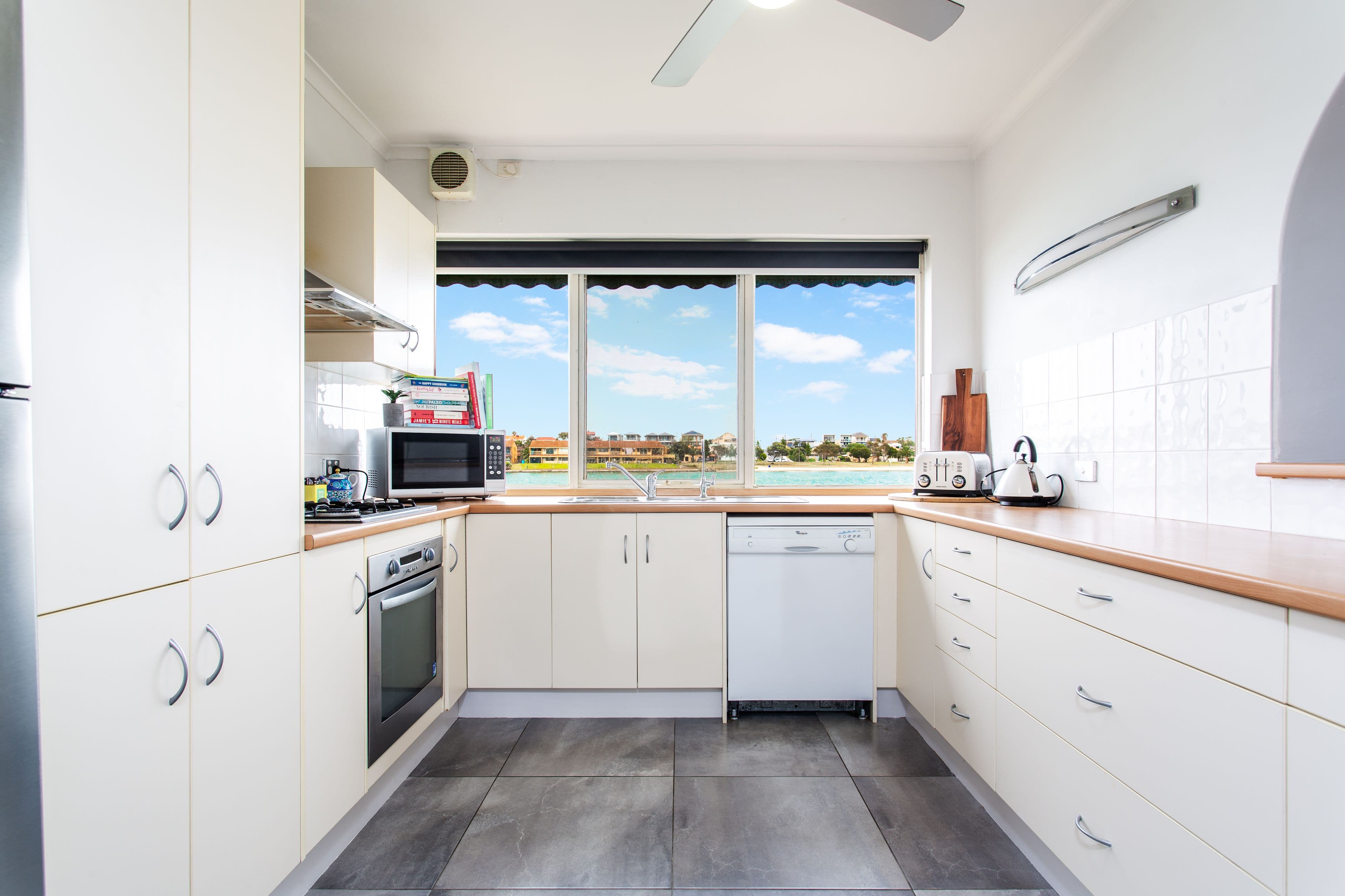 152 Sportsmans Drive, West Lakes SA 5021, West Lakes - Thumbnail 5