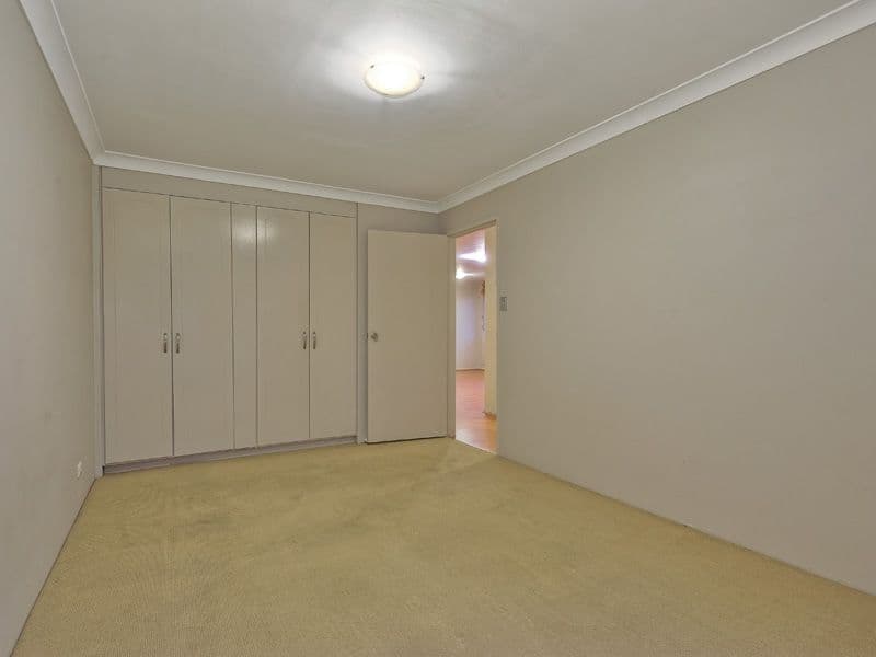 574 BOUNDARY Street, SPRING HILL QLD 4000, Spring Hill - Thumbnail 4