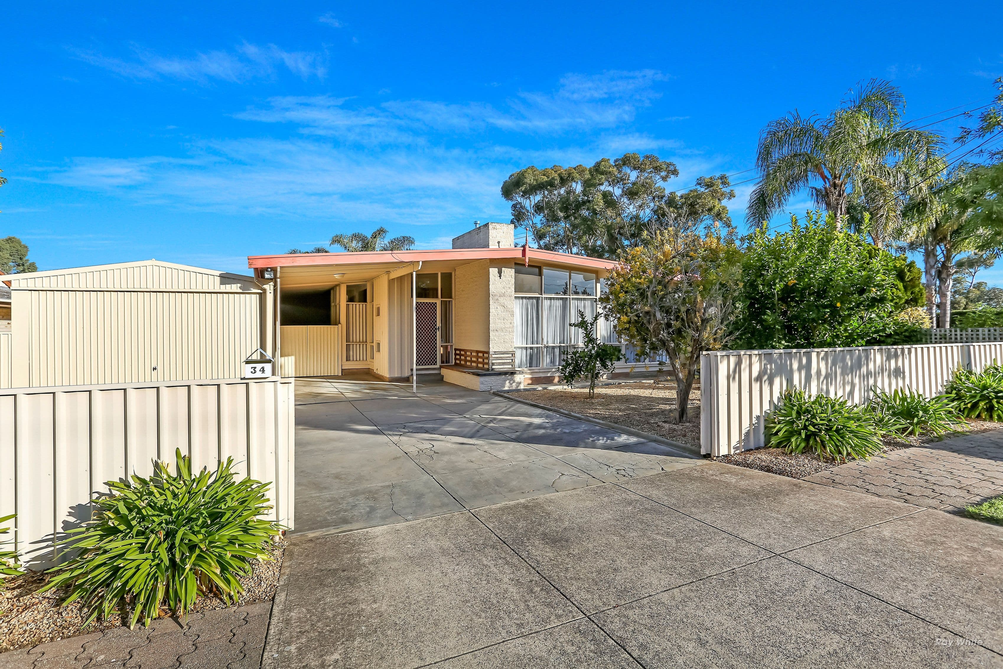 34 Eyre Crescent, Valley View SA 5093, Valley View - Image 1