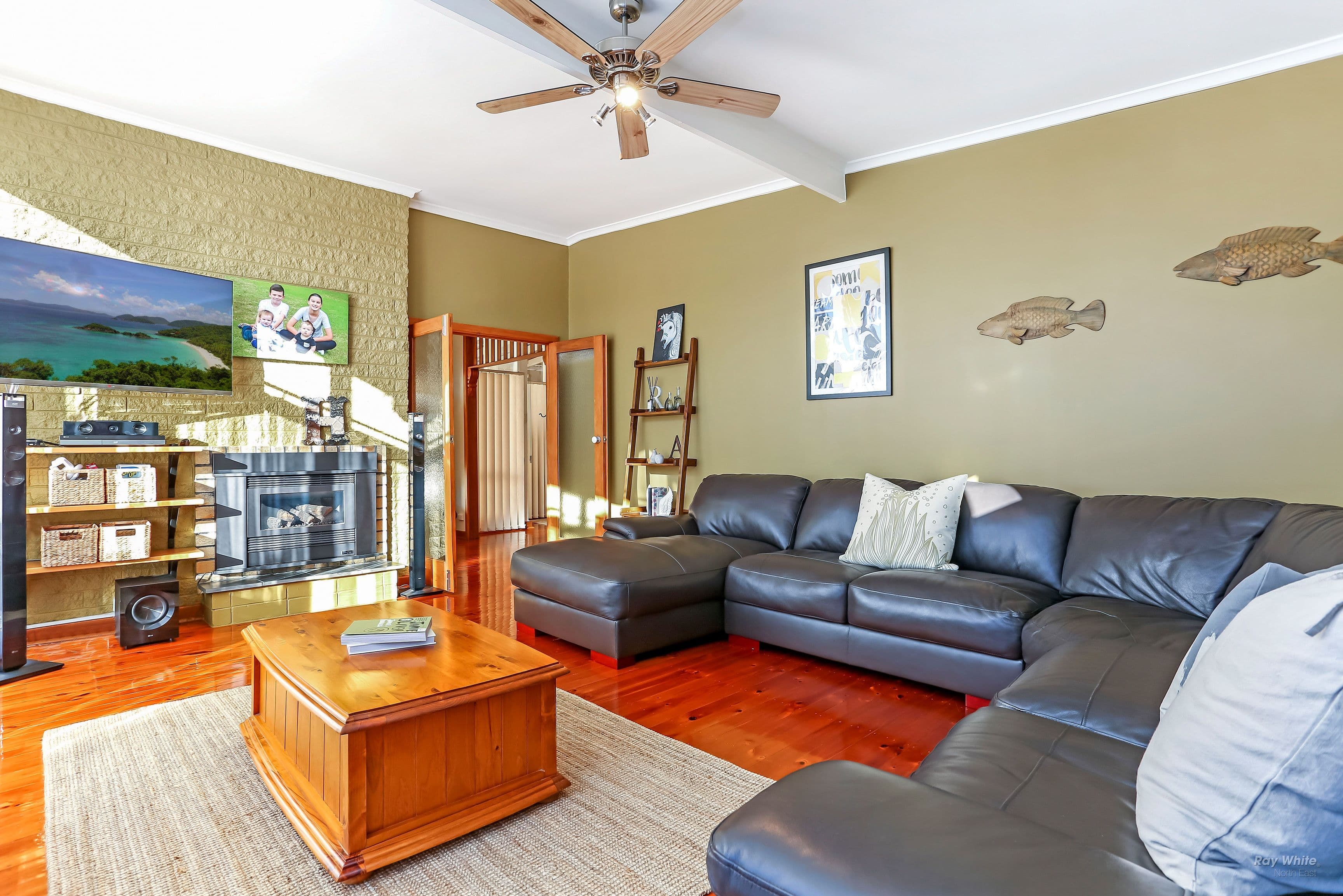 34 Eyre Crescent, Valley View SA 5093, Valley View - Thumbnail 2