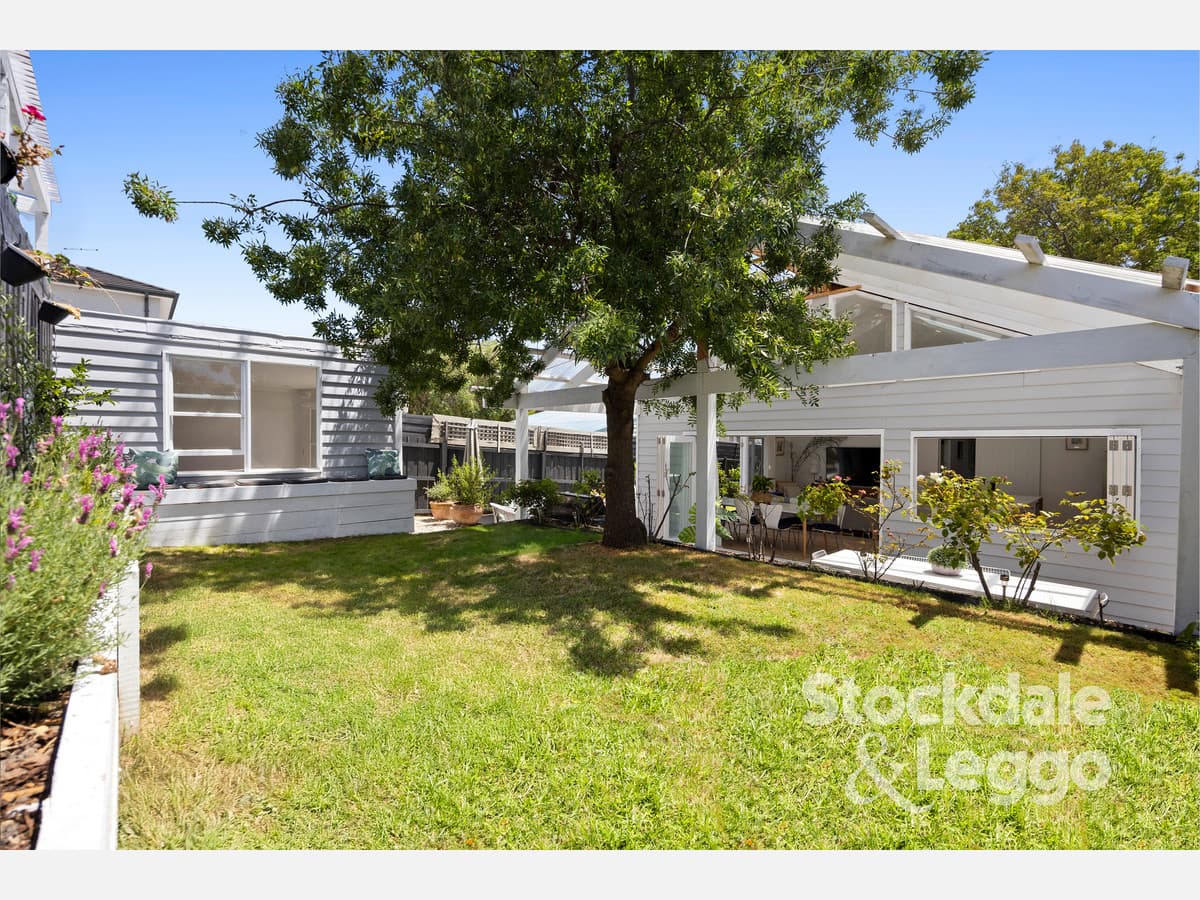17 Gipps Street, Rosebud VIC 3939, Rosebud - Thumbnail 2
