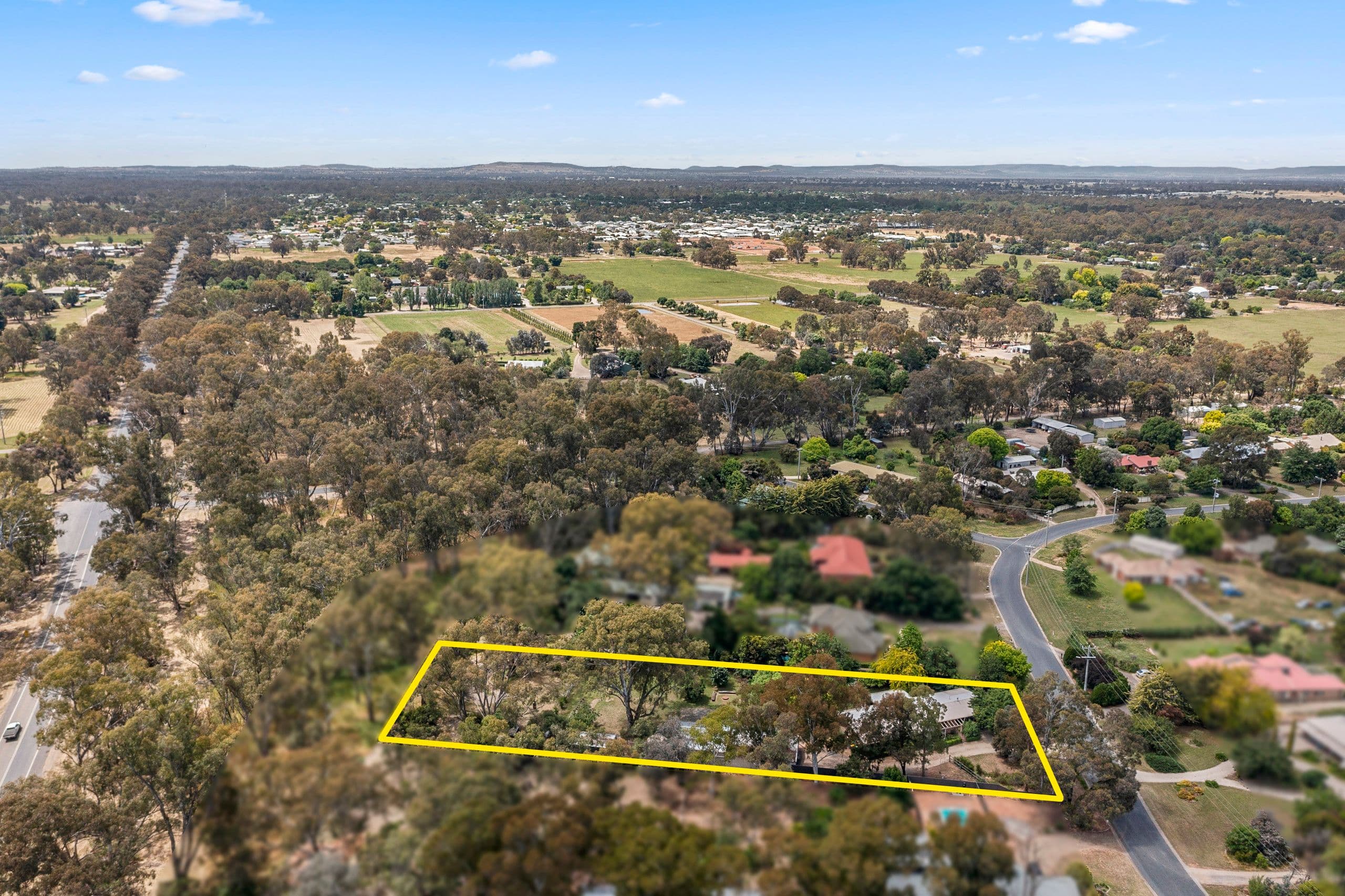 8 Noarana Drive, Benalla VIC 3672, Benalla - Thumbnail 3