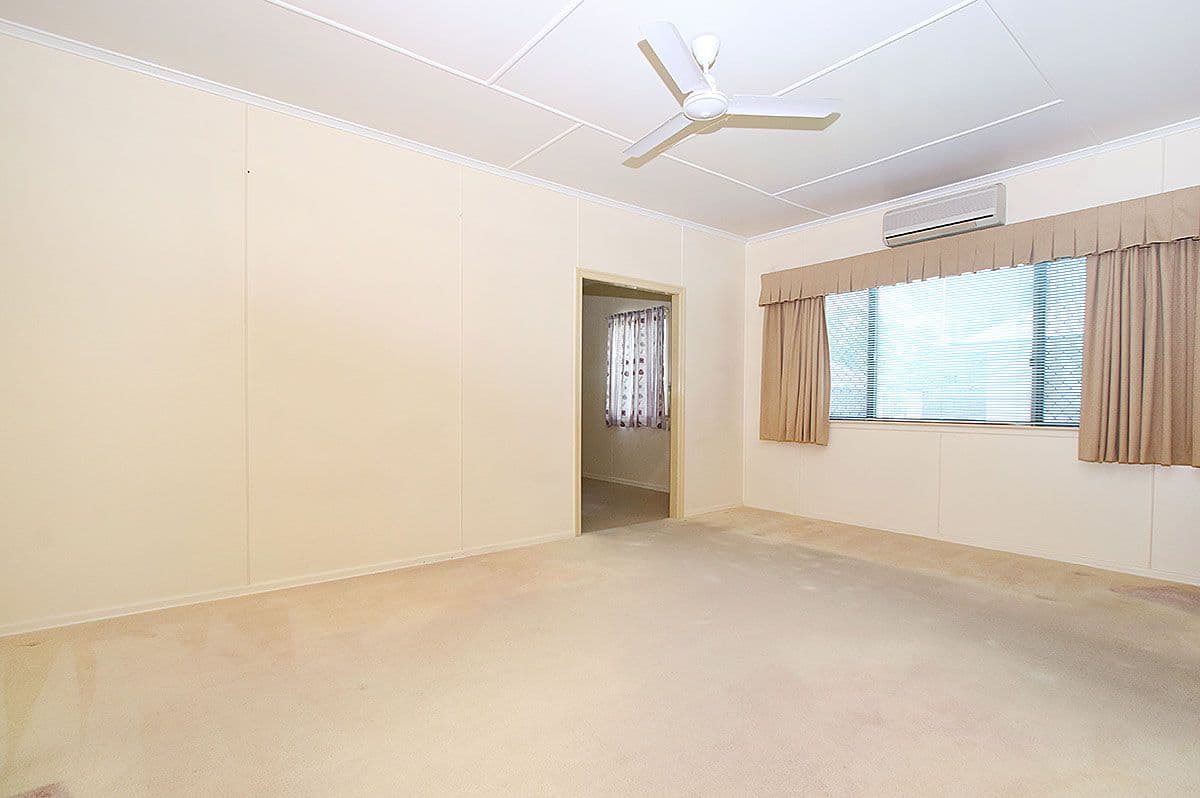 6 Watsonia Drive, Leichhardt QLD 4305, Leichhardt - Thumbnail 4