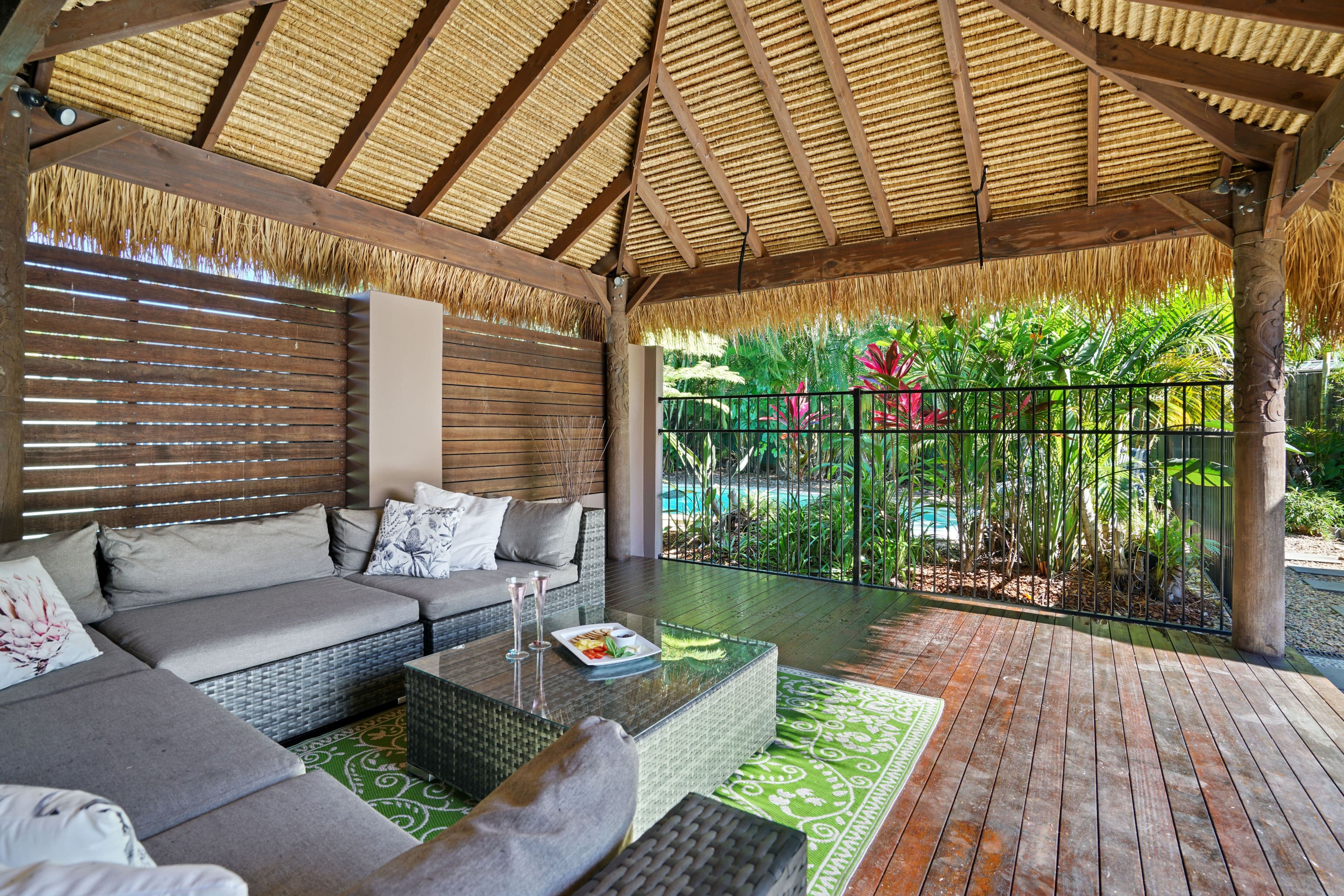 4 Dolan Court, Currumbin Waters QLD 4223, Currumbin Waters - Thumbnail 2