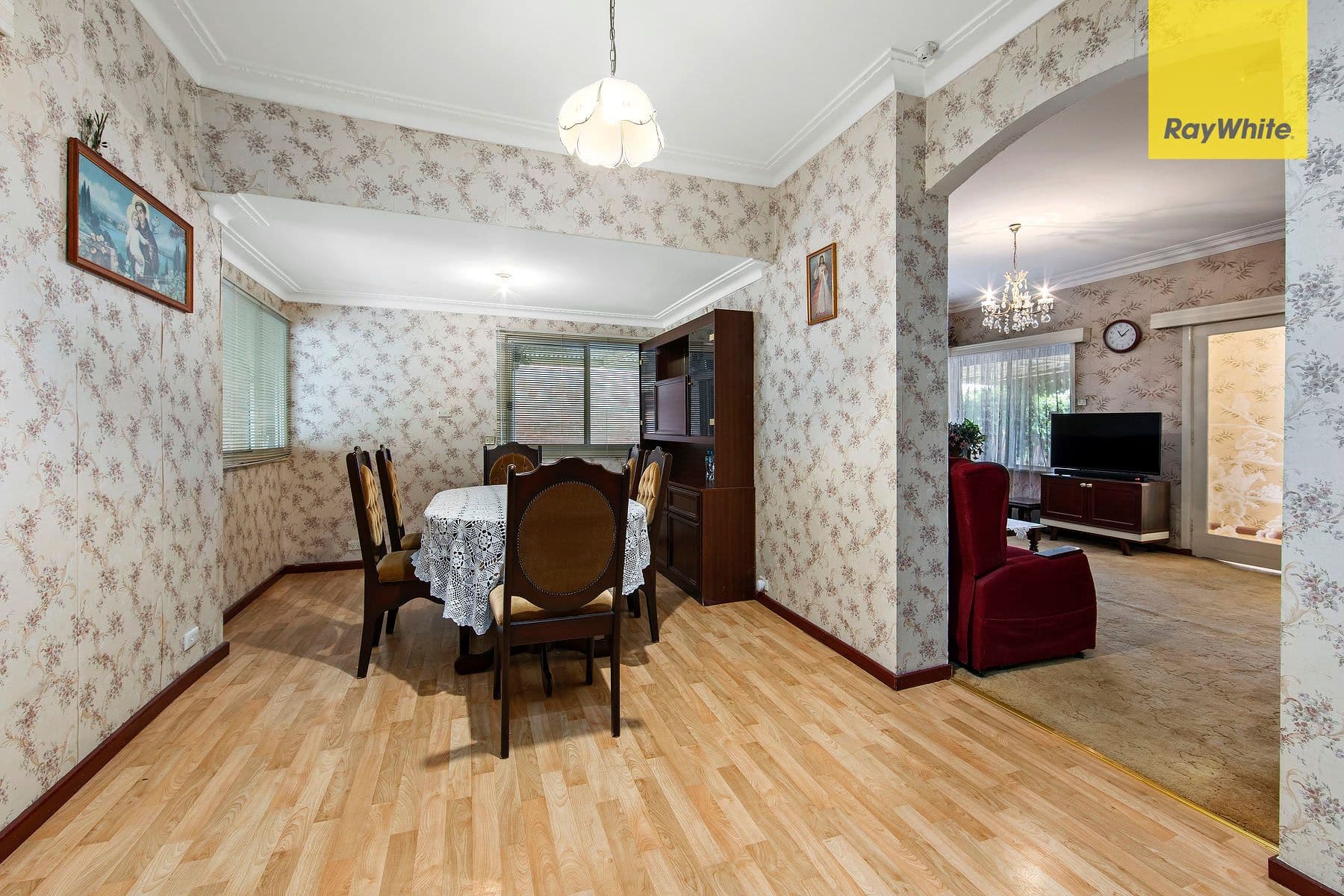 13 McIvor Road, St Albans VIC 3021, St Albans - Thumbnail 5