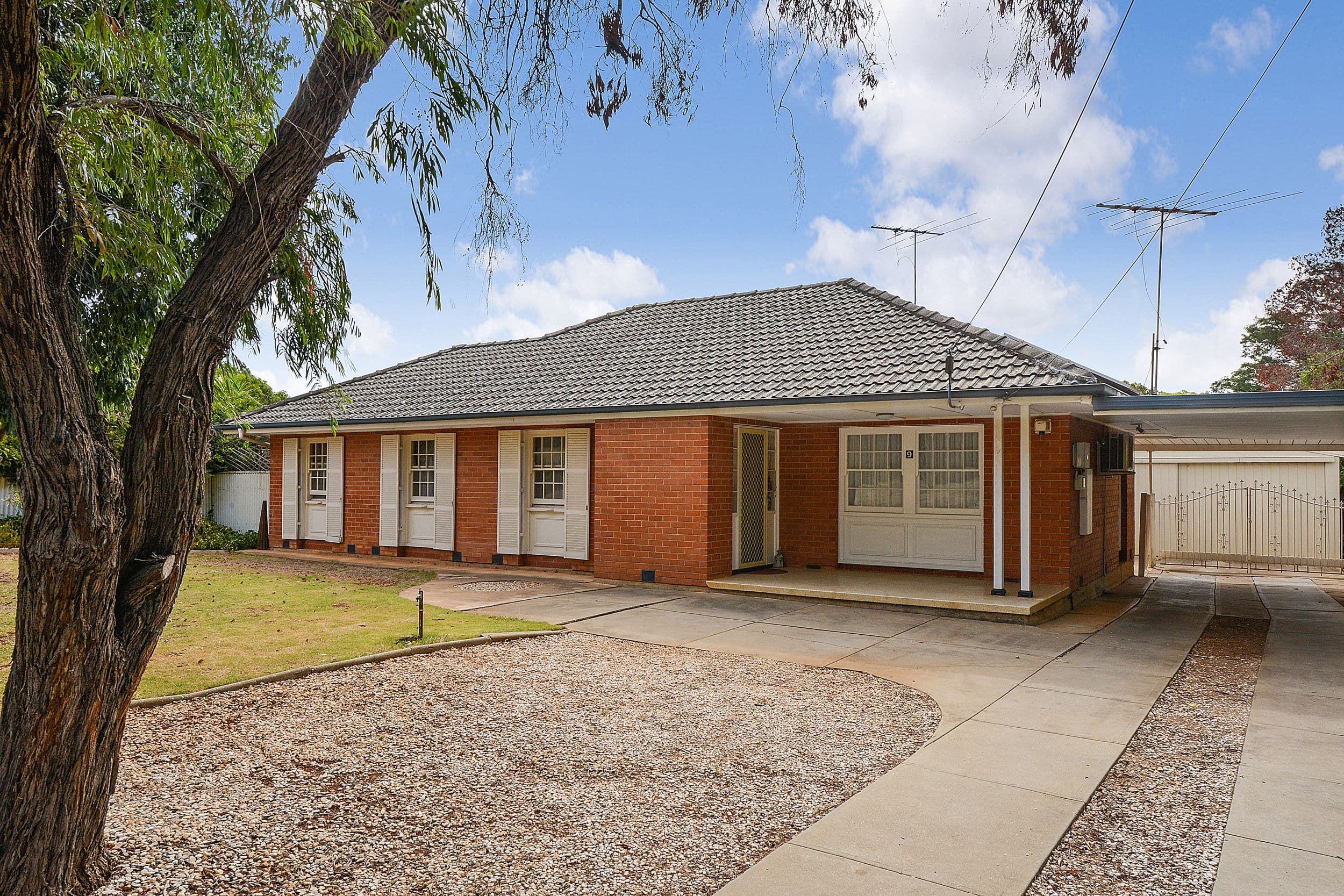 9 Adams Road, Elizabeth Park SA 5113, Elizabeth Park - Image 1