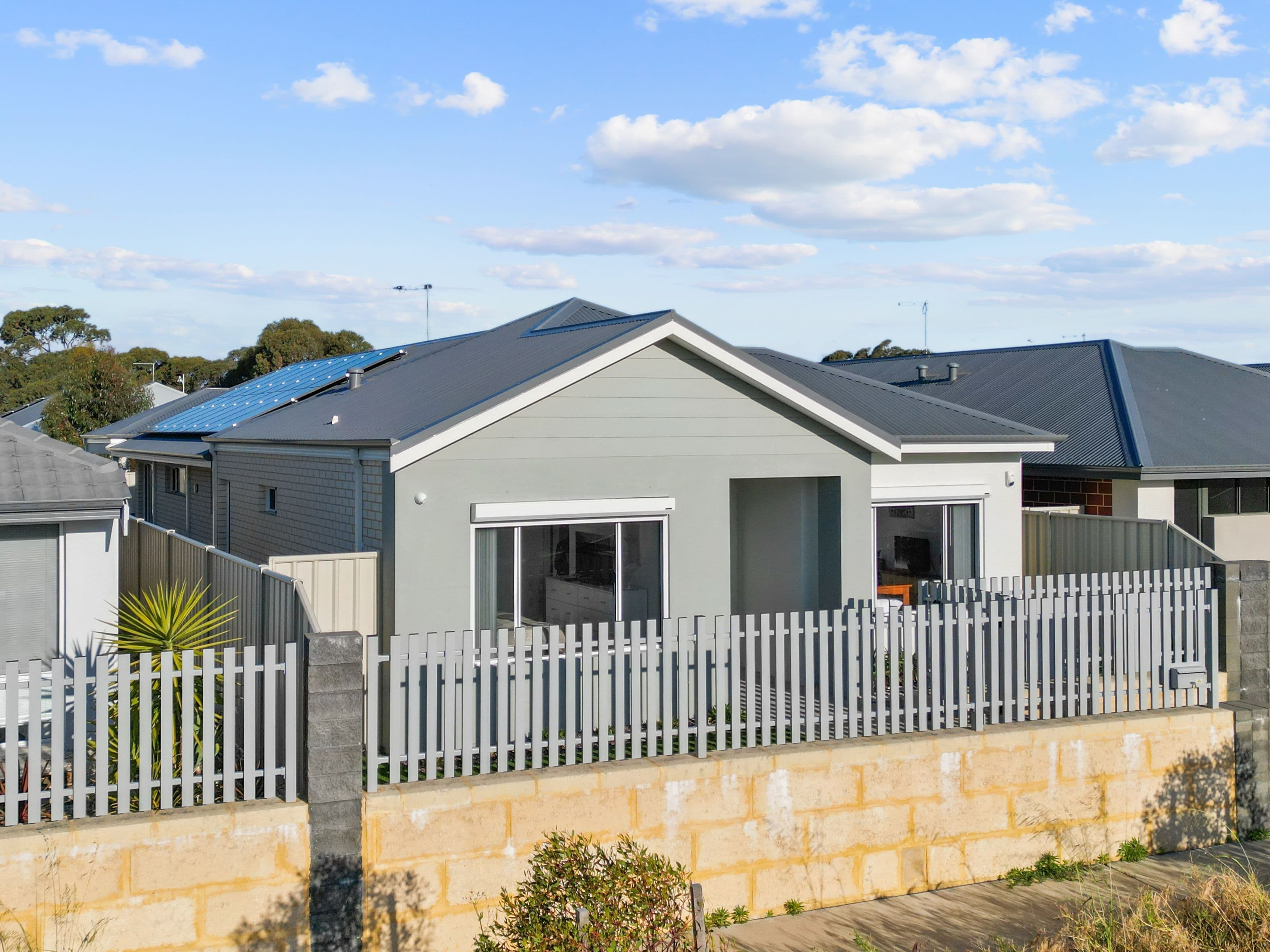 109 Allatoona Avenue, Golden Bay WA 6174, Golden Bay - Thumbnail 2