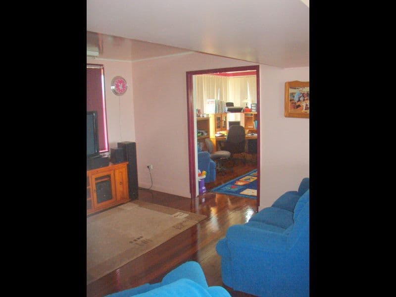 46 Parry Street, CHARLEVILLE QLD 4470, Charleville - Thumbnail 2